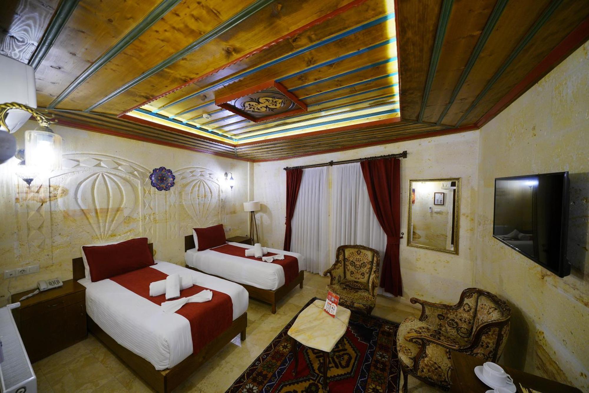 Balloon Cave Hotel Goreme