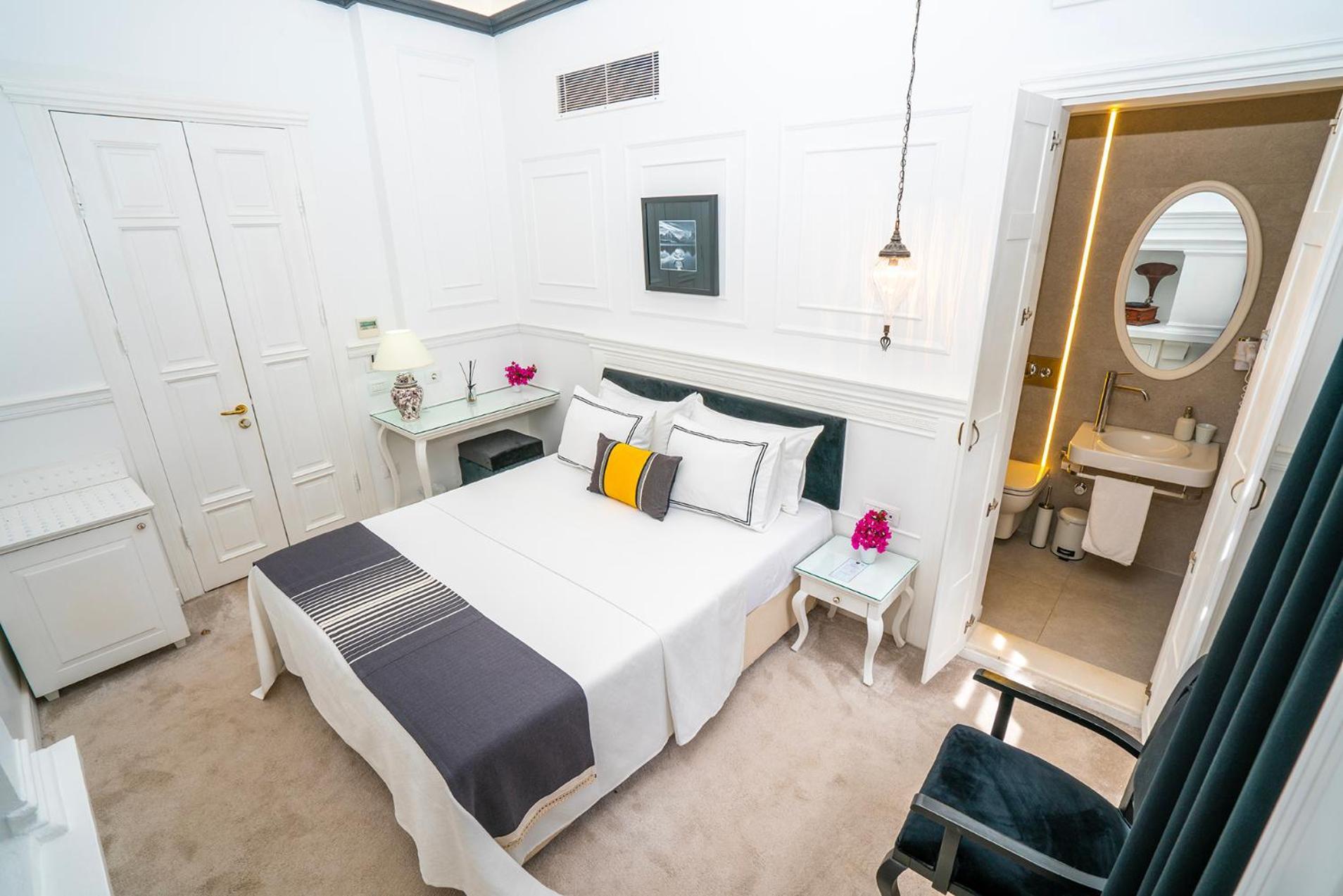 Hotel Siyah Lale Cunda 1841 (adults Only) 2*