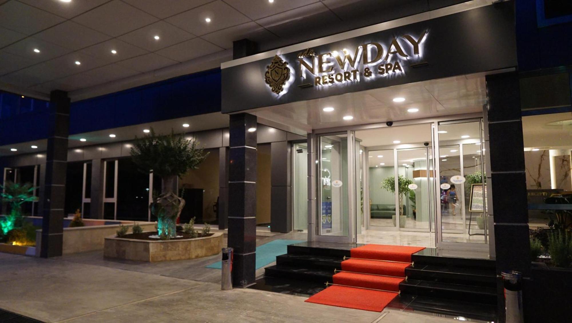 Ada Newday Hotel 3*
