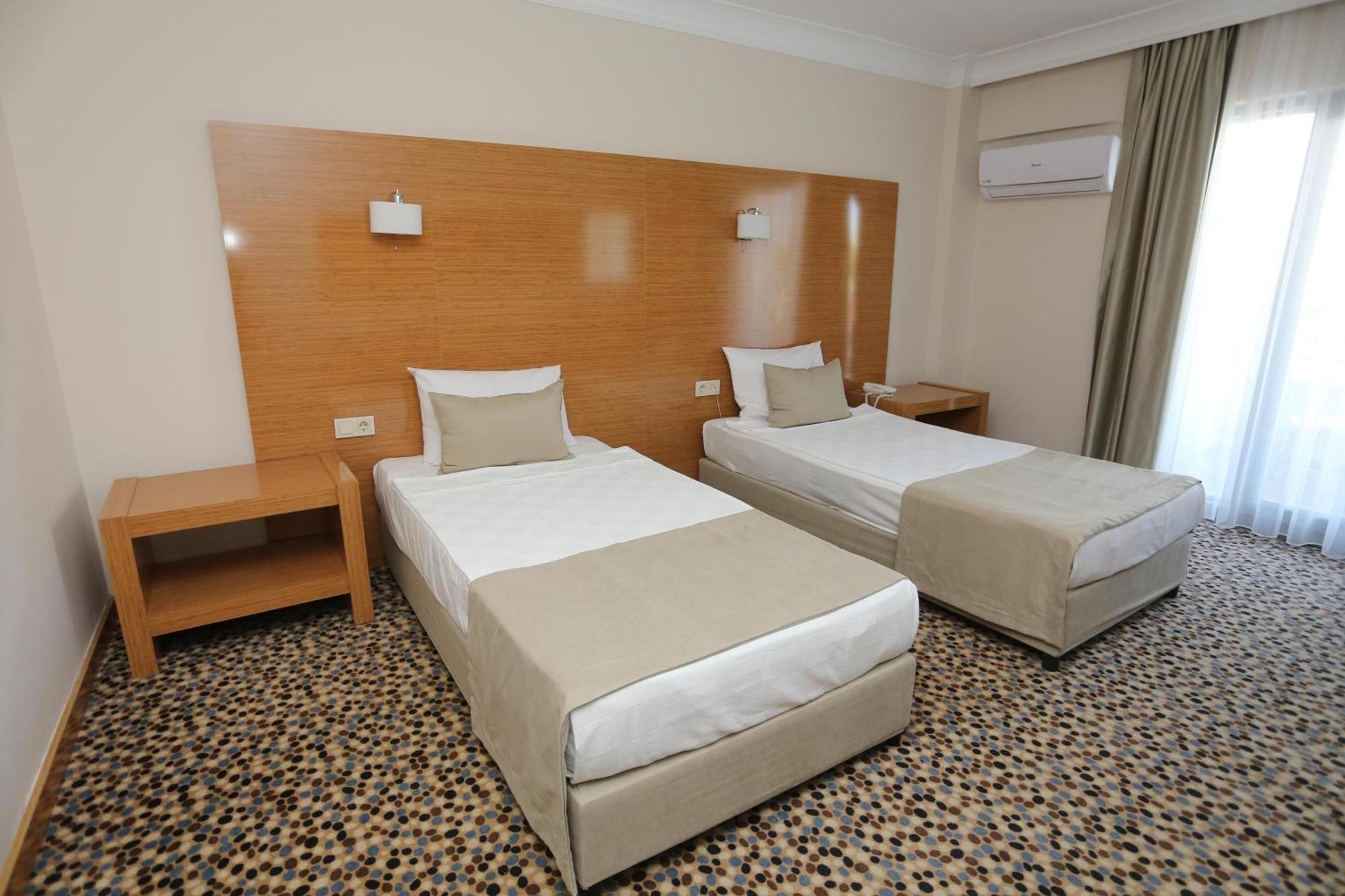 Hotel Ada Newday 3*