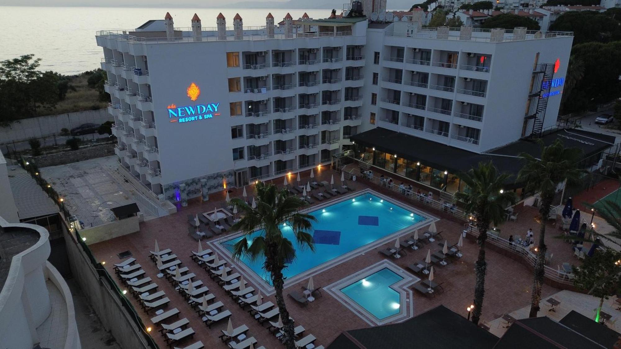 Hotel Ada Newday