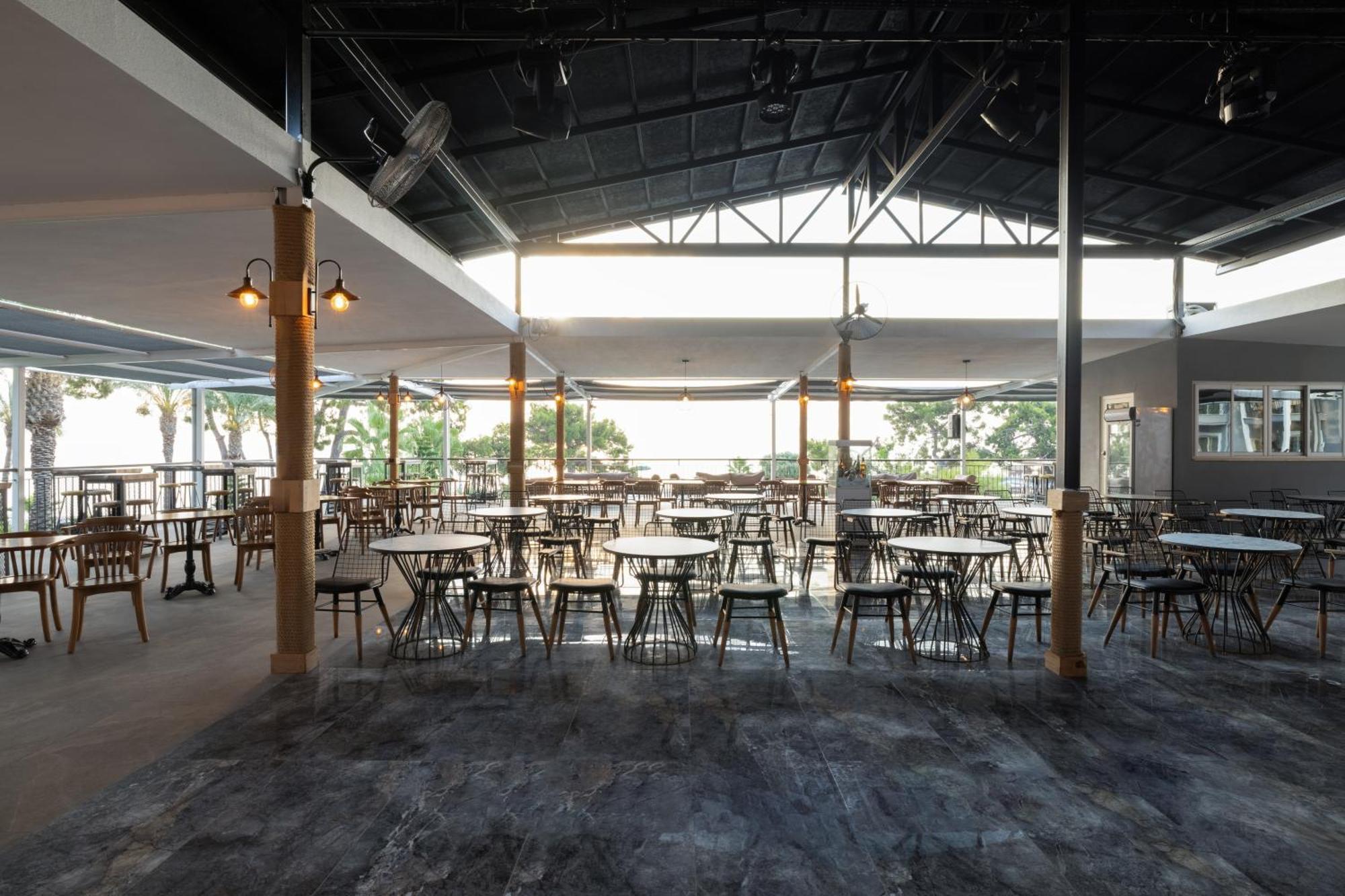 Resort Crystal Aura & Kemer