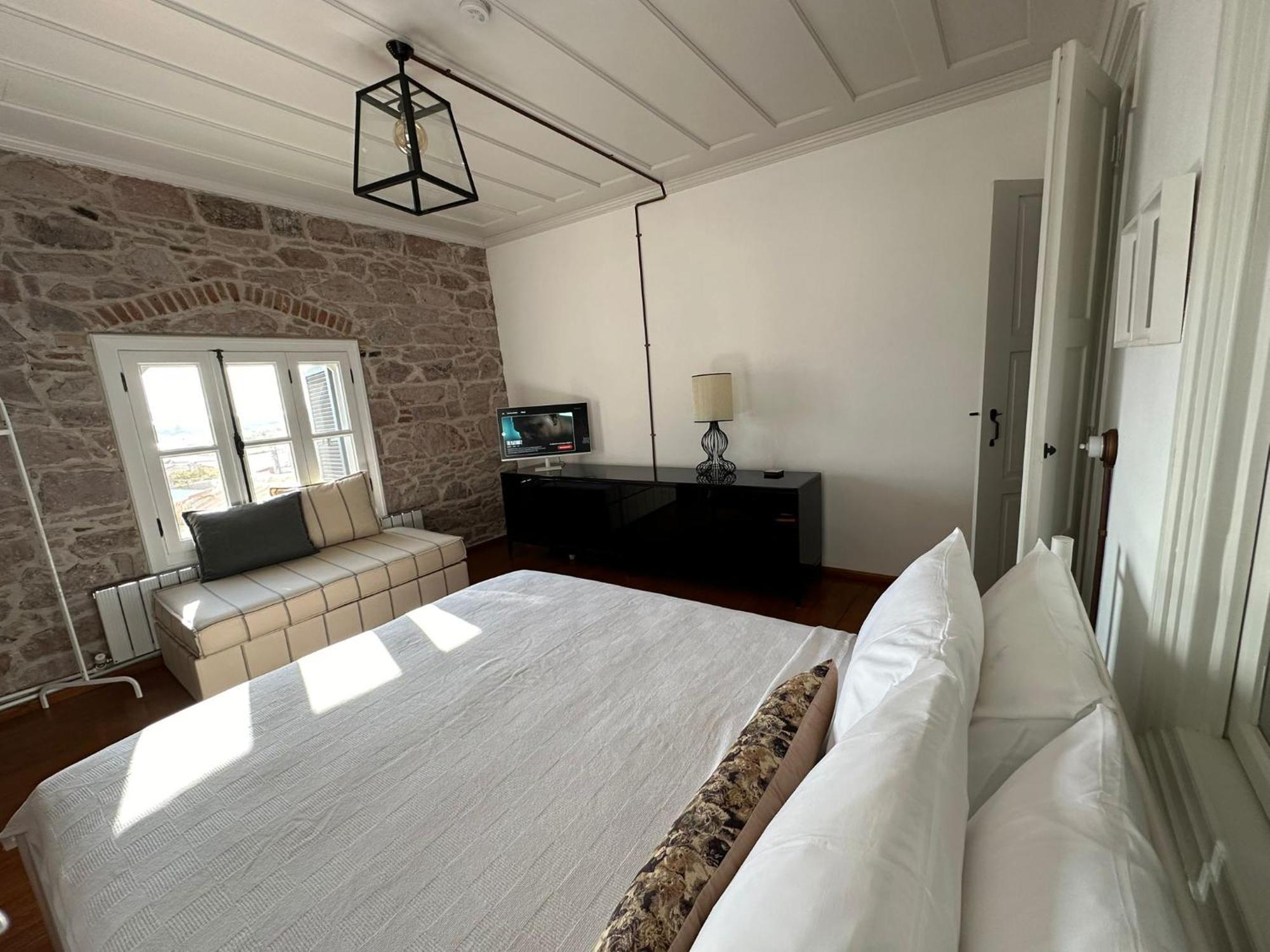 Papalina Apartment