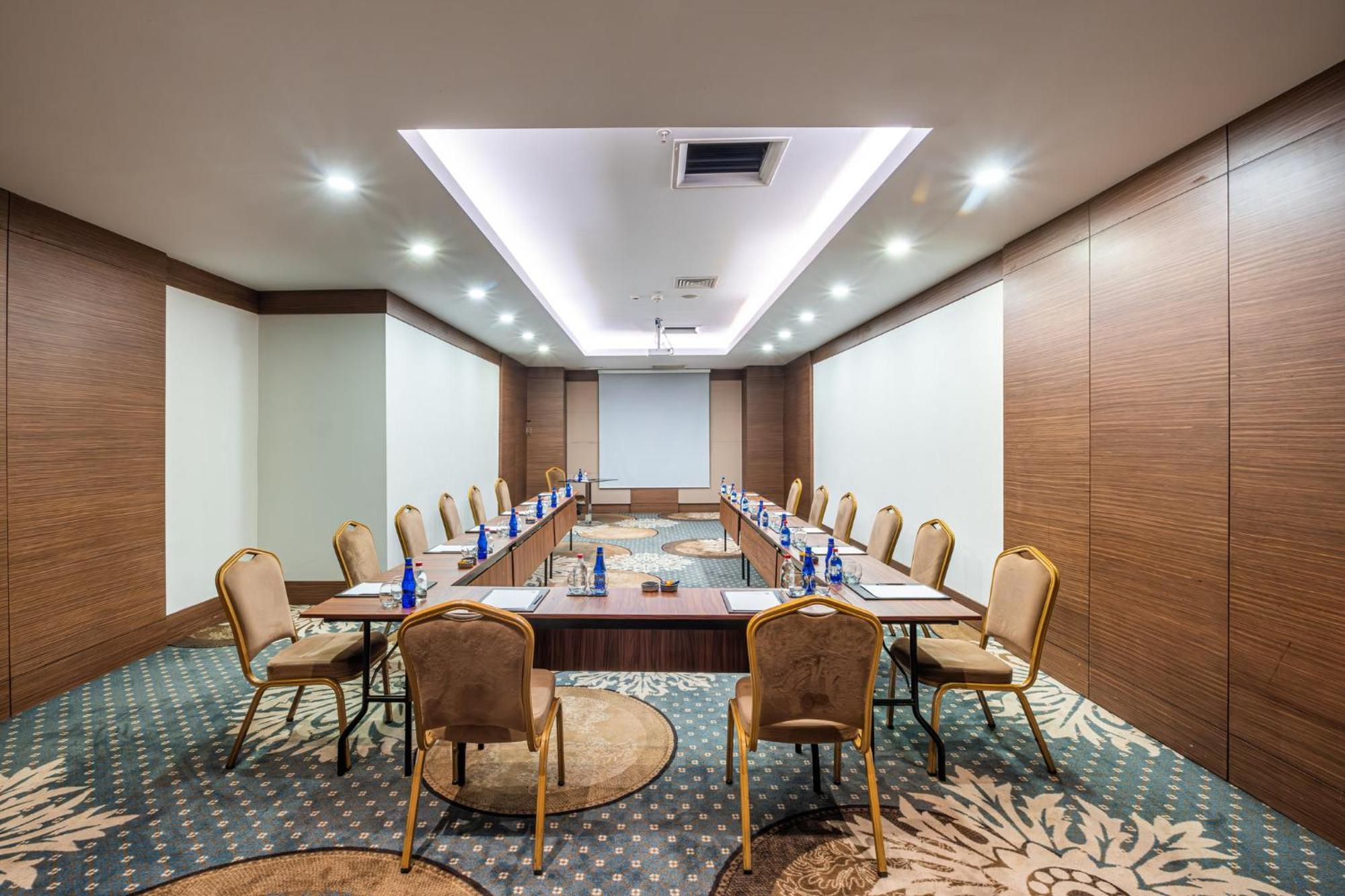 Hotel - Cukurambar By Ihg 5*