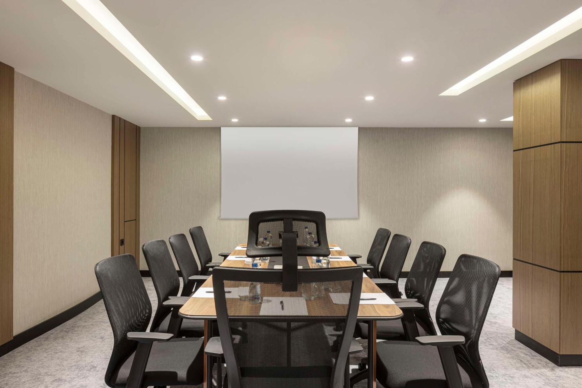 Doubletree By Hilton Yomra Hotel