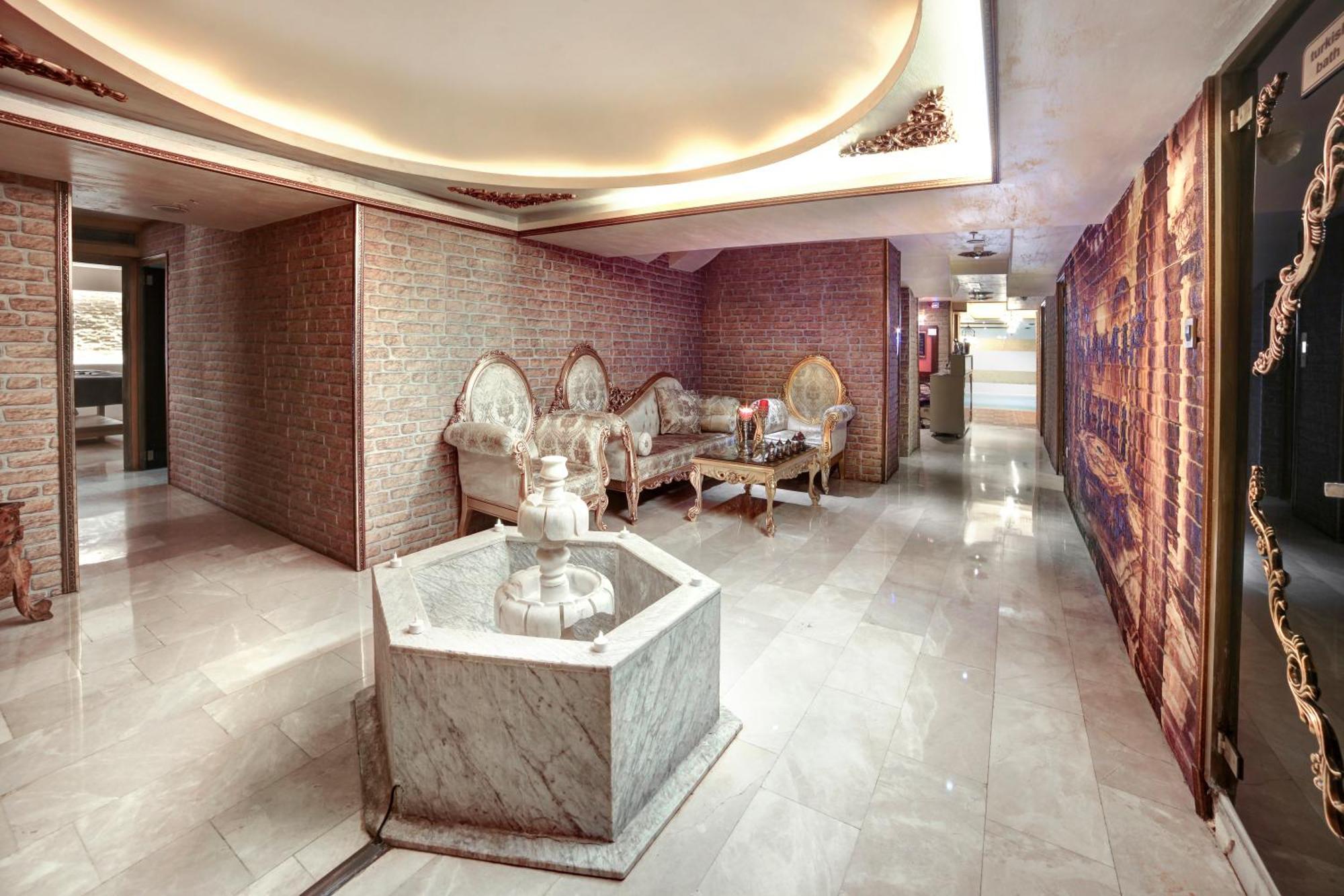 Great Fortune & Hotel 5*