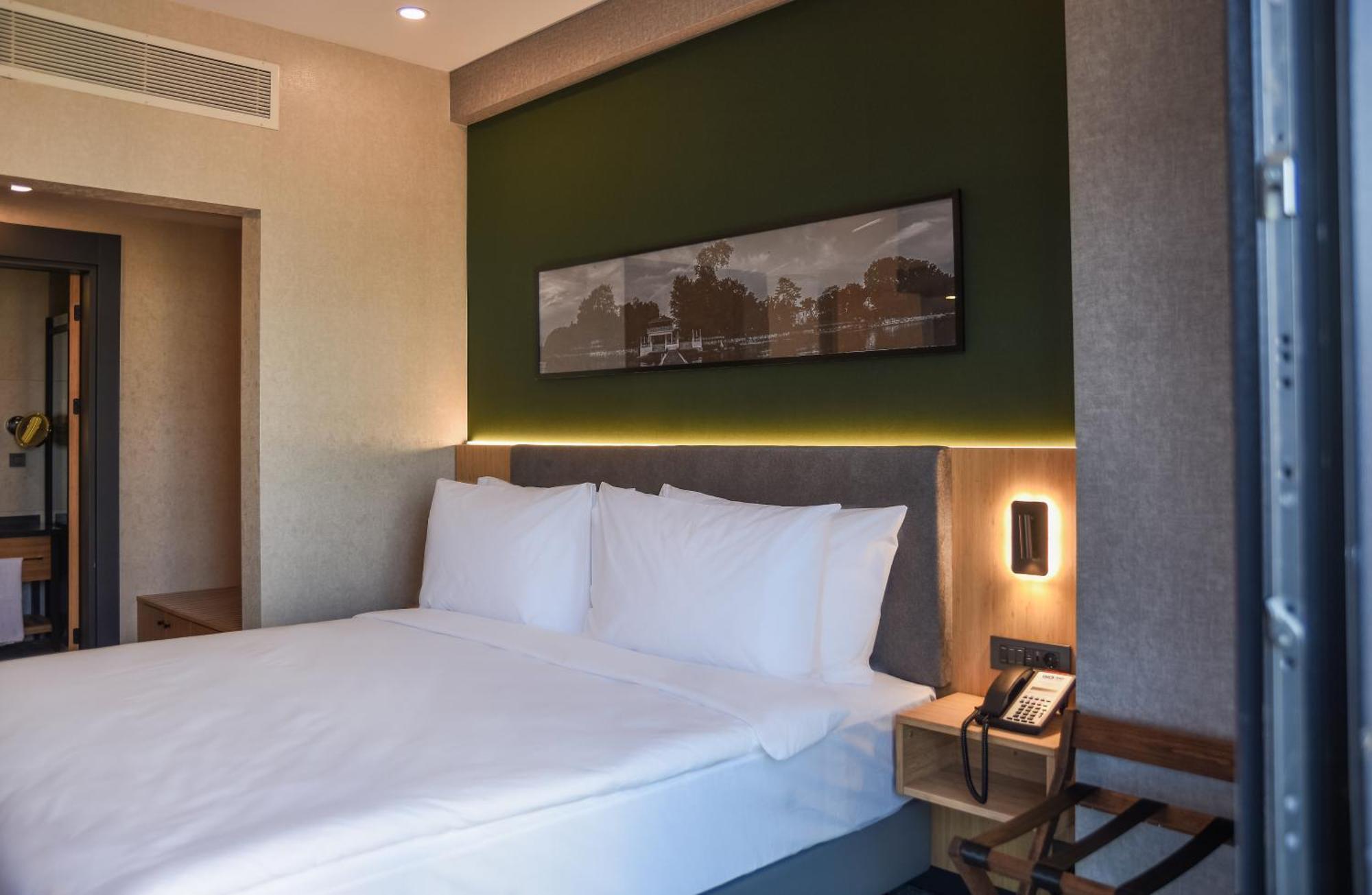Park By Radisson Yalova Center Hotel 4*