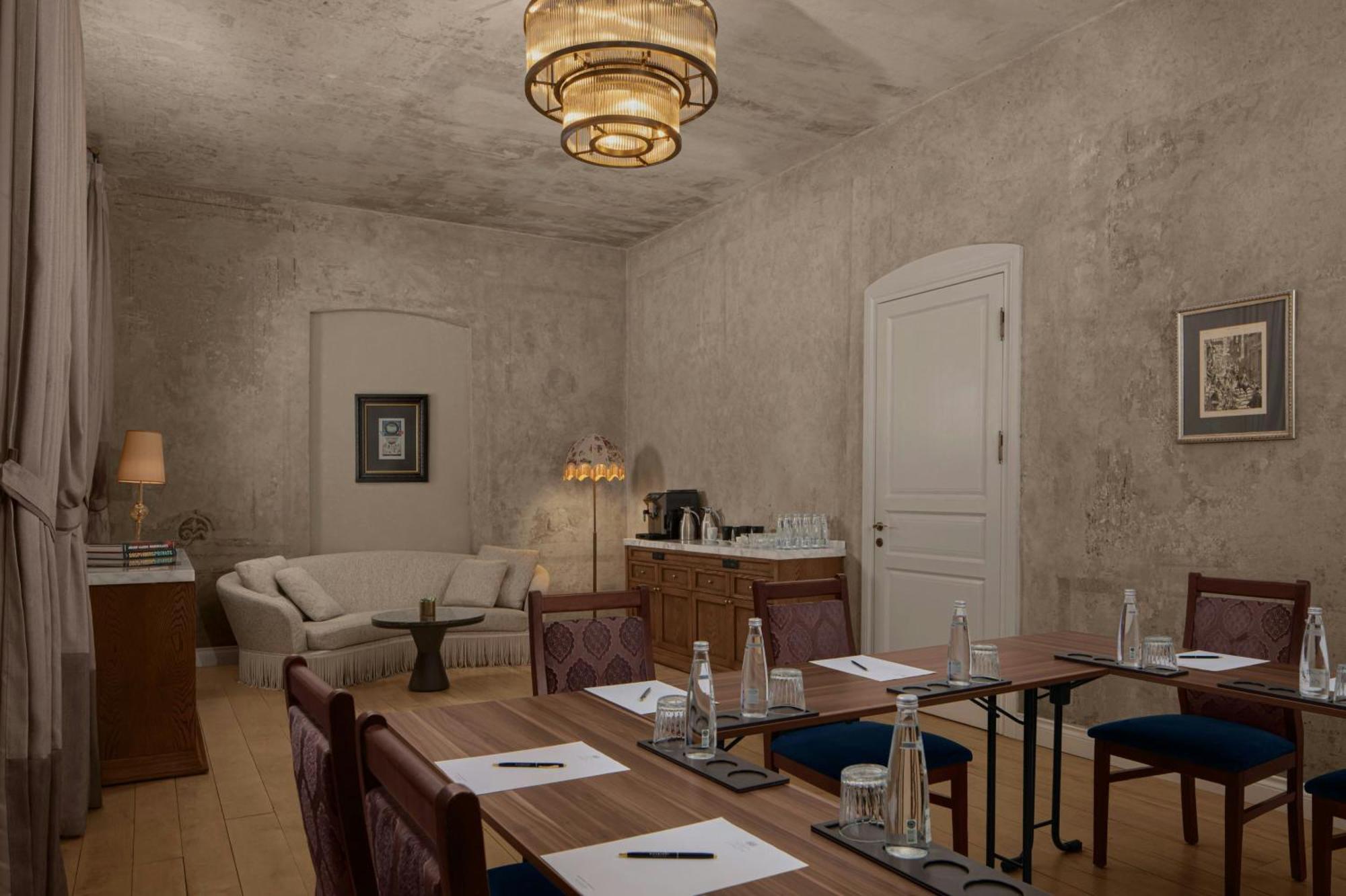 Adahan Decamondo Pera, Autograph Collection Istanbul