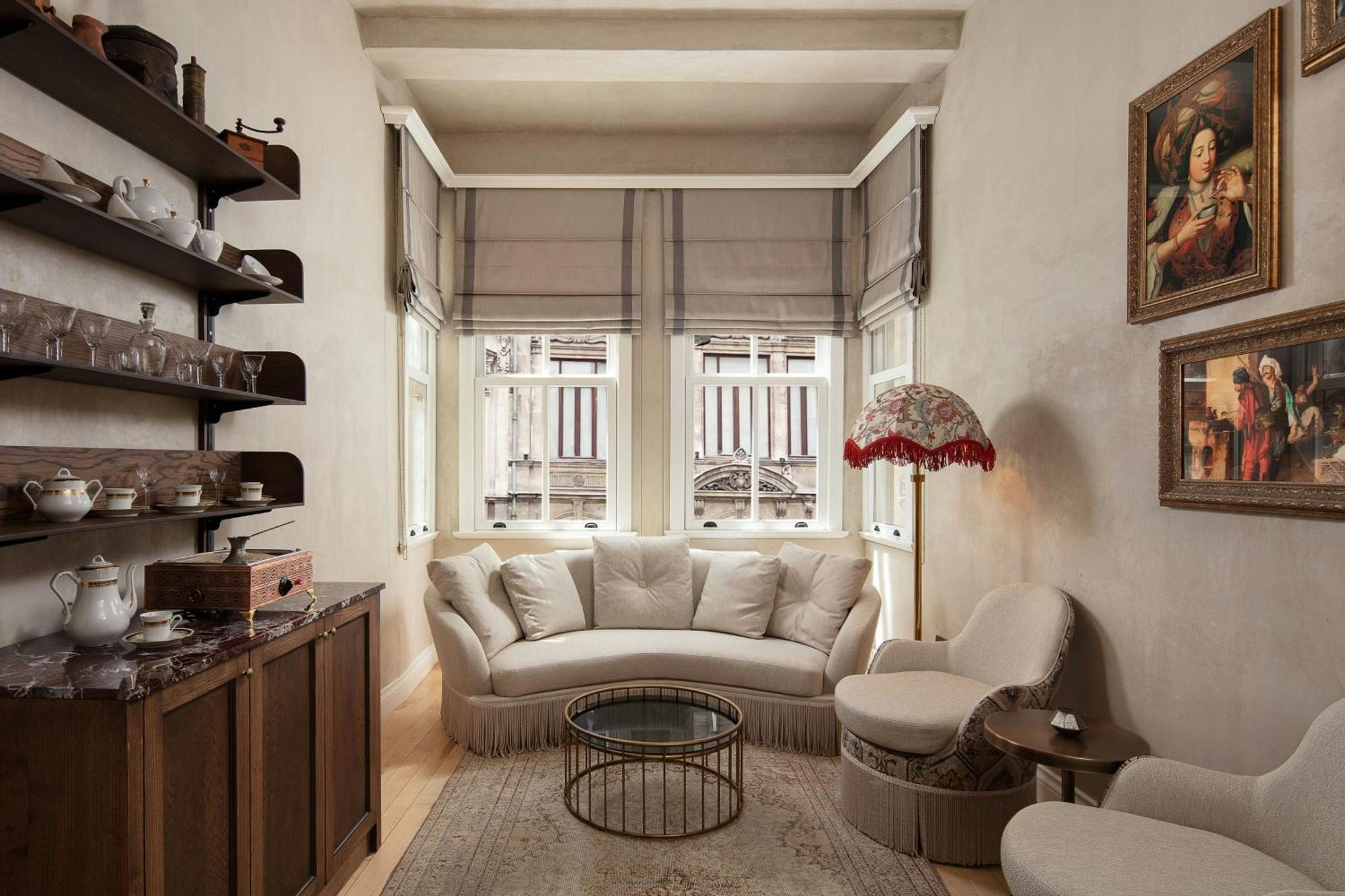 Adahan Decamondo Pera, Autograph Collection 5* Istanbul
