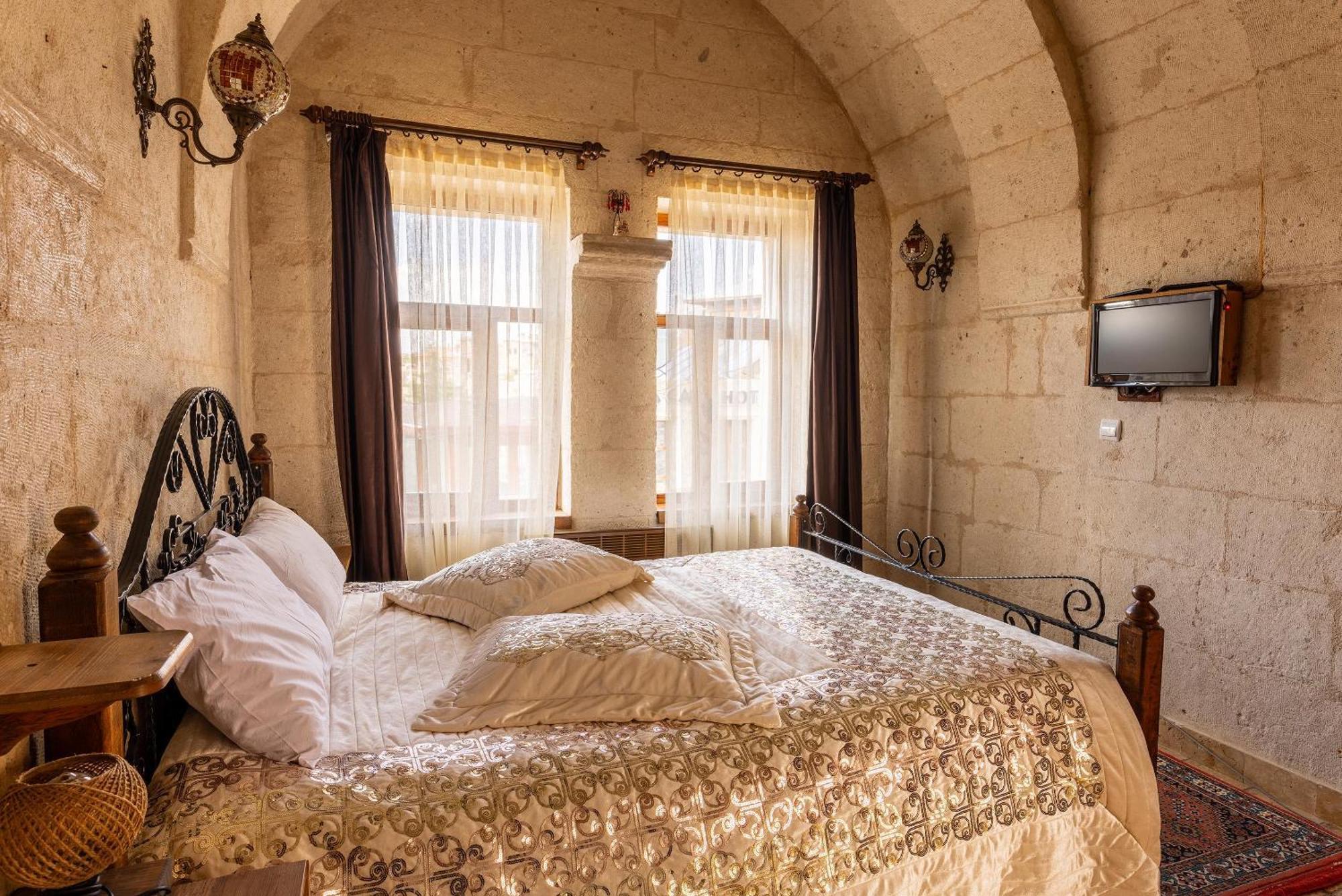 Castlee Cave Cappadocia Nevsehir