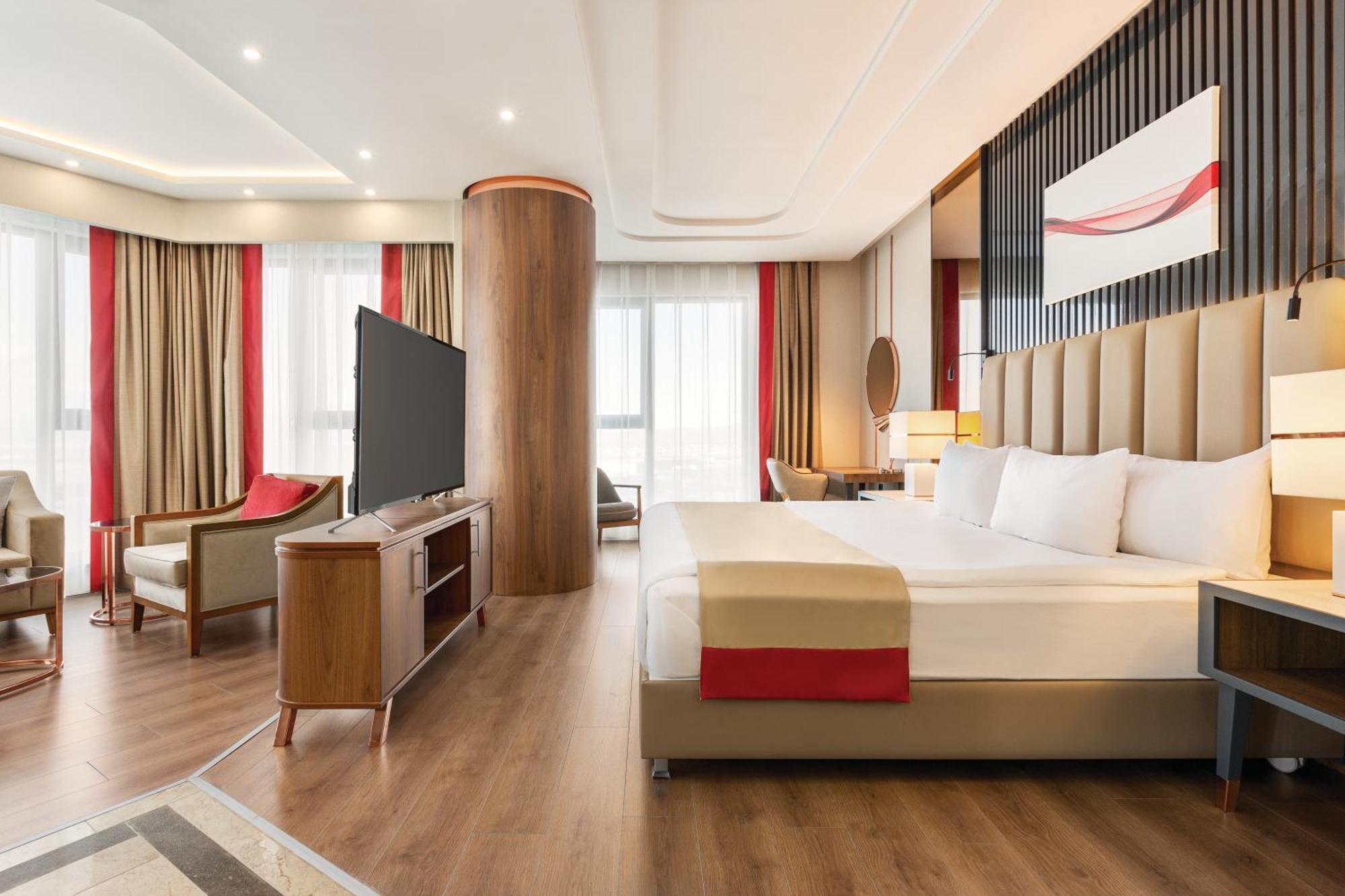 Hotel Ramada By Wyndham Karapinar 3*