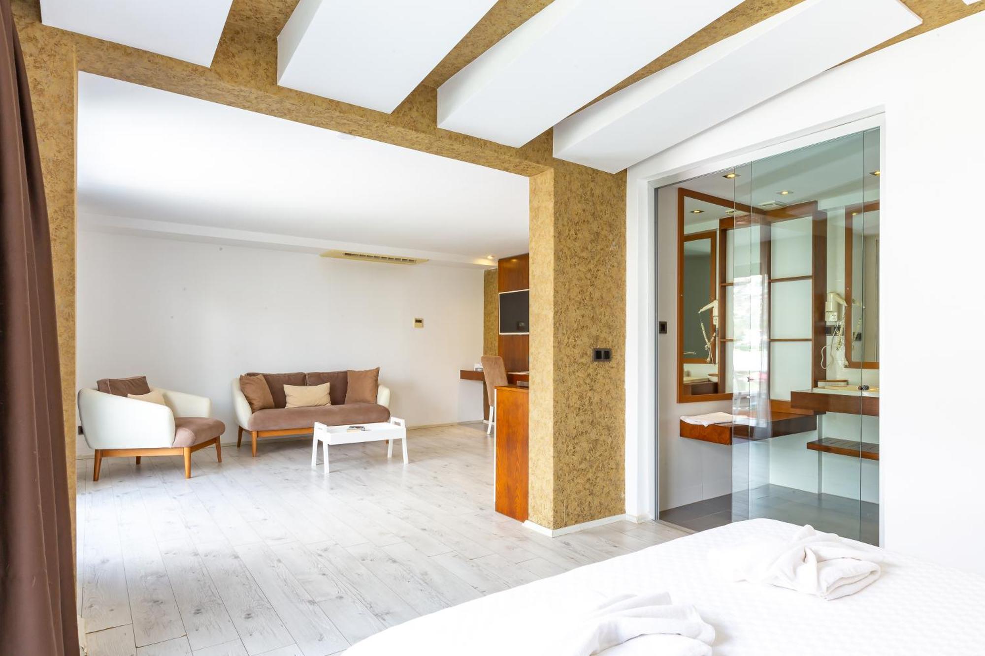 Rhapsody & (adults Only) Kalkan
