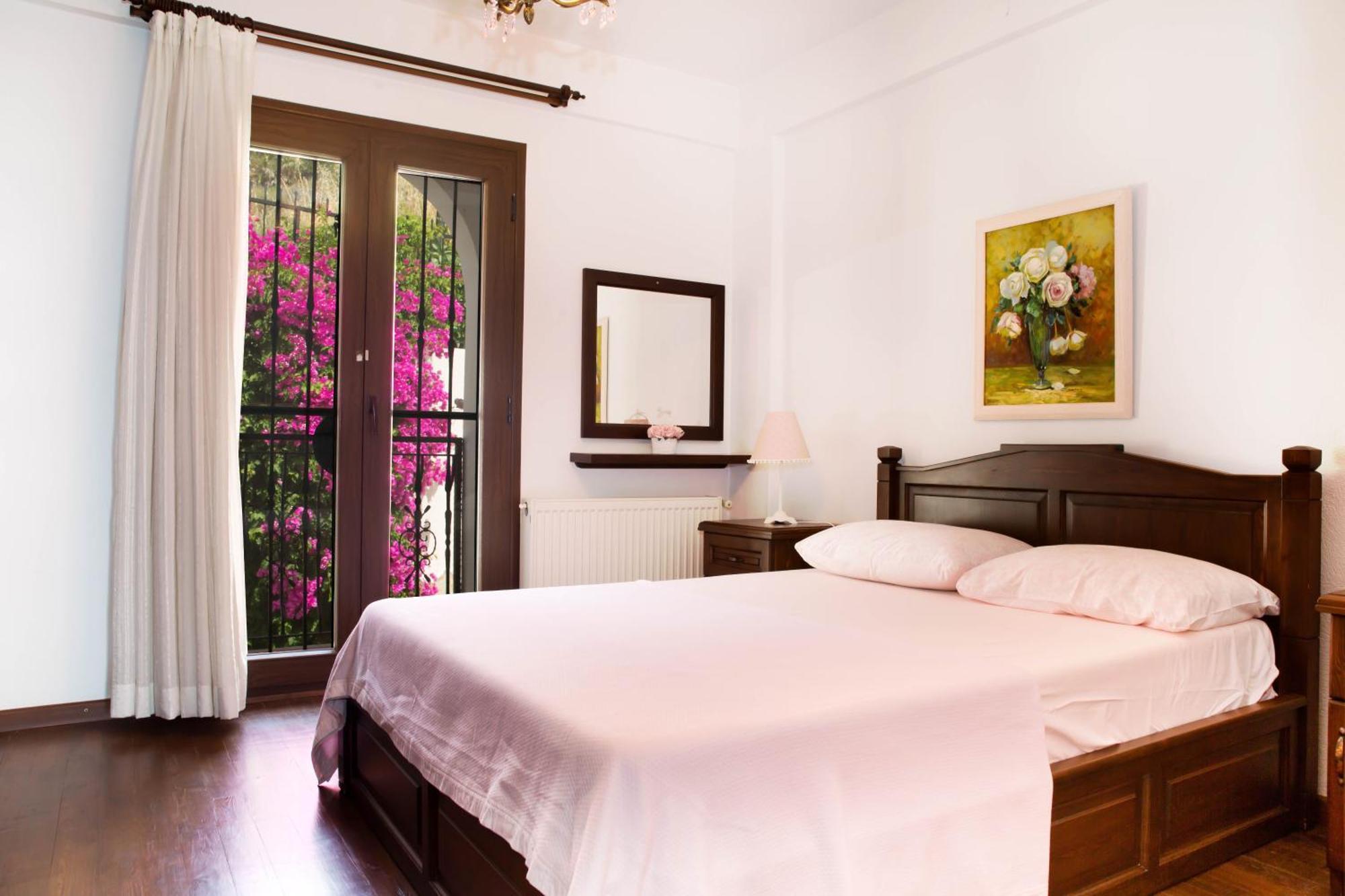 Villa Rana By Important Group Travel