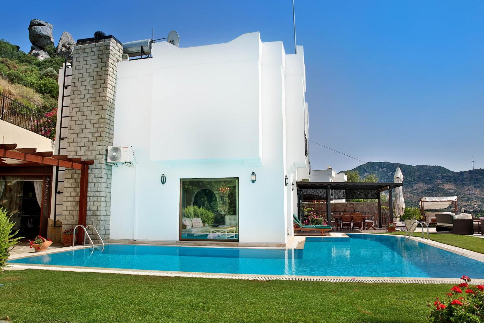 Villa Rana By Important Group Travel *