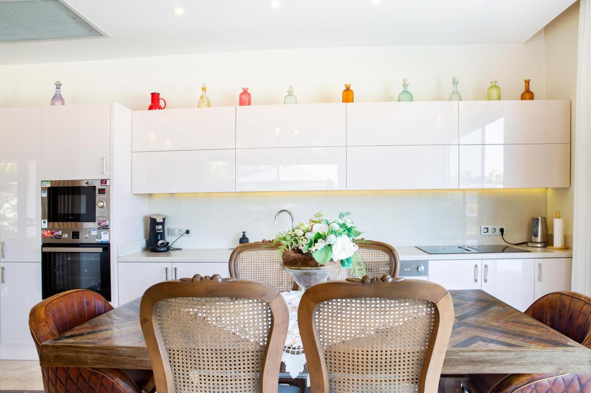 Calista By Important Group Travel Villa