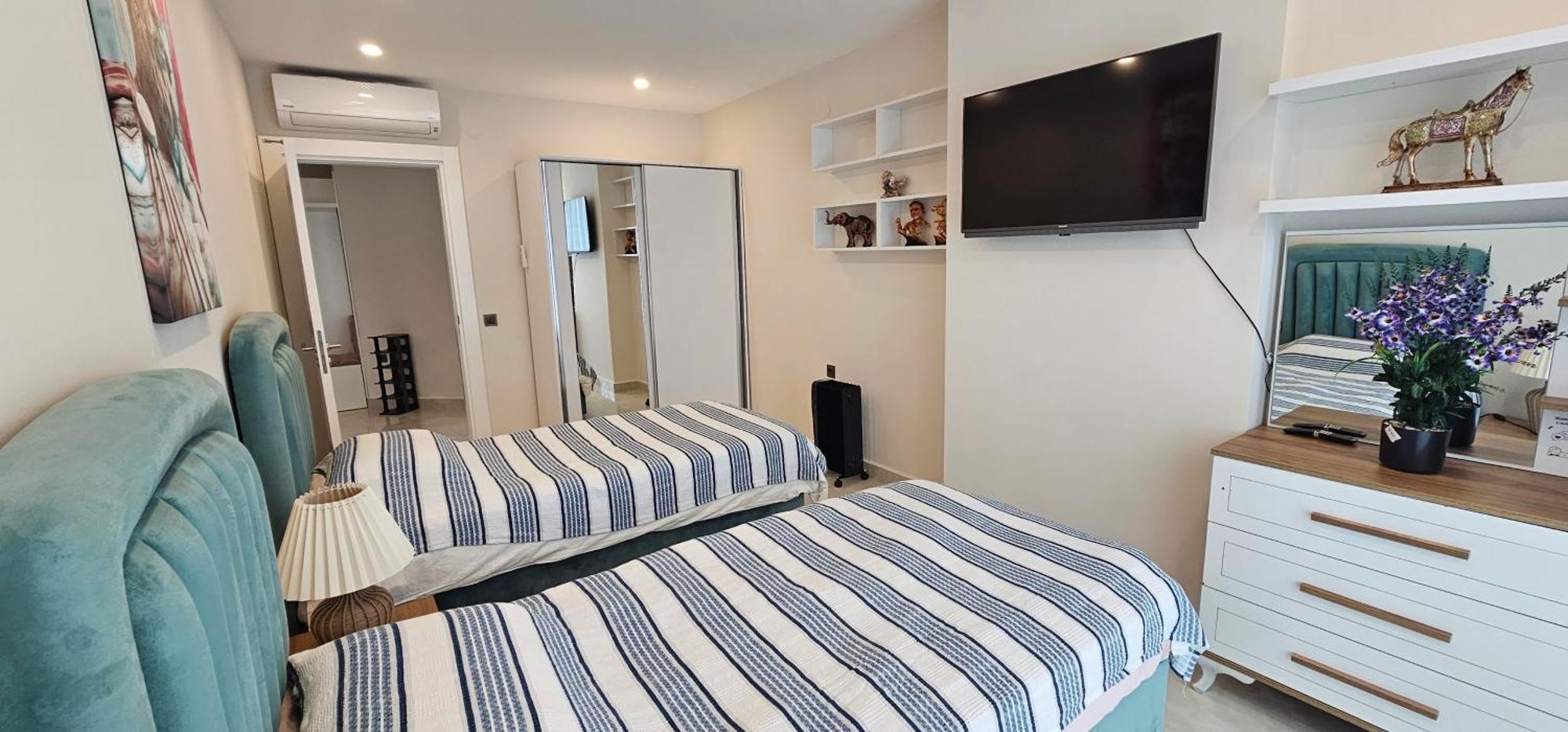 Tower Seaside Mahmutlar трехкомнатная этаж 8 Alanya