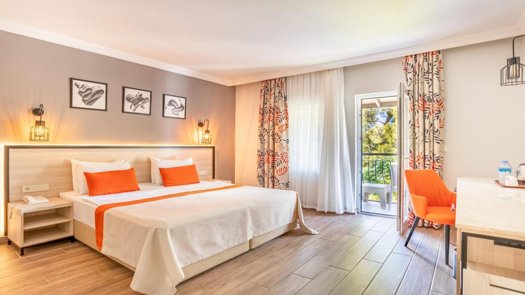 Club Marco Polo 5*