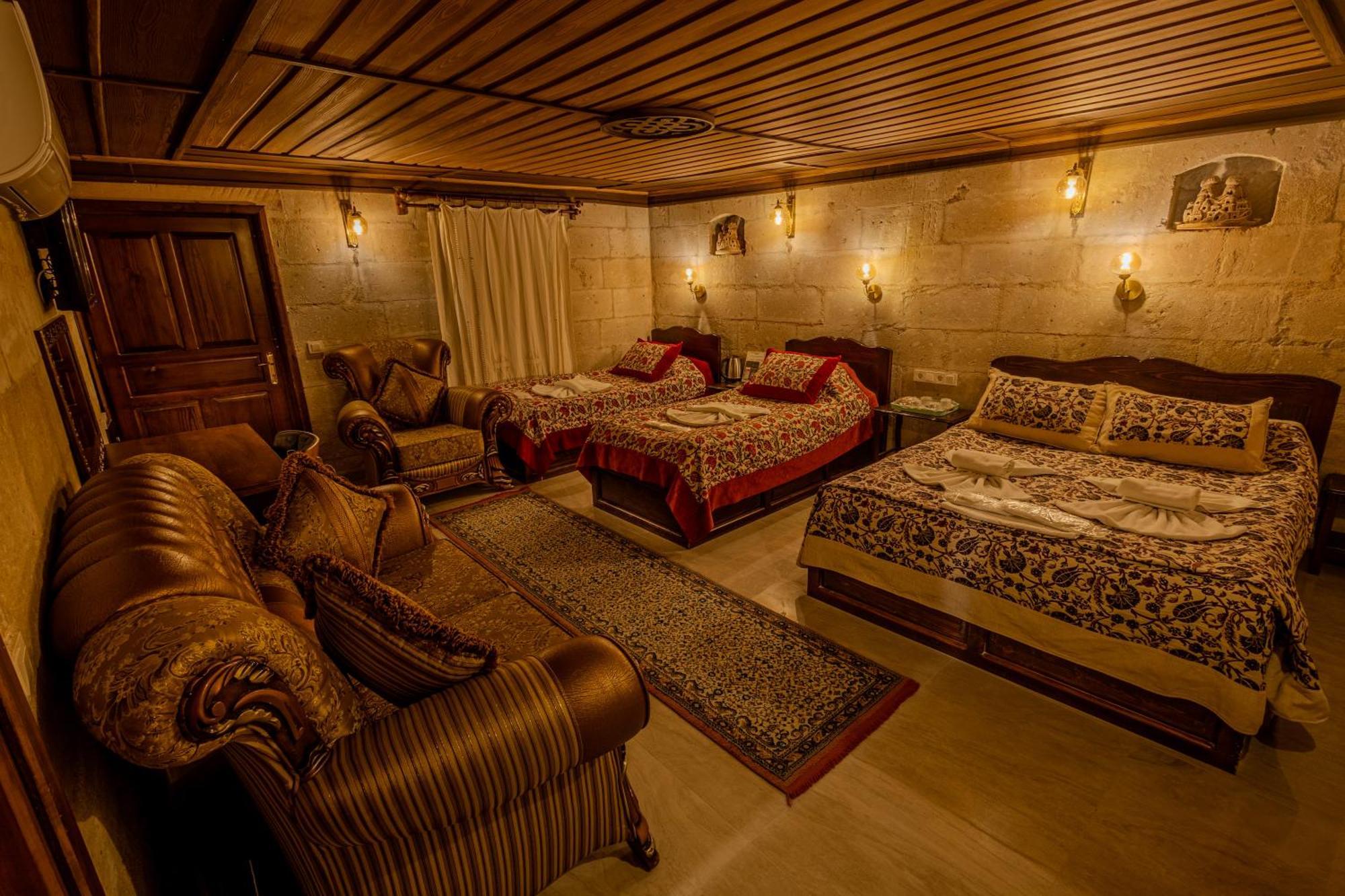 Valley Cave House 2*