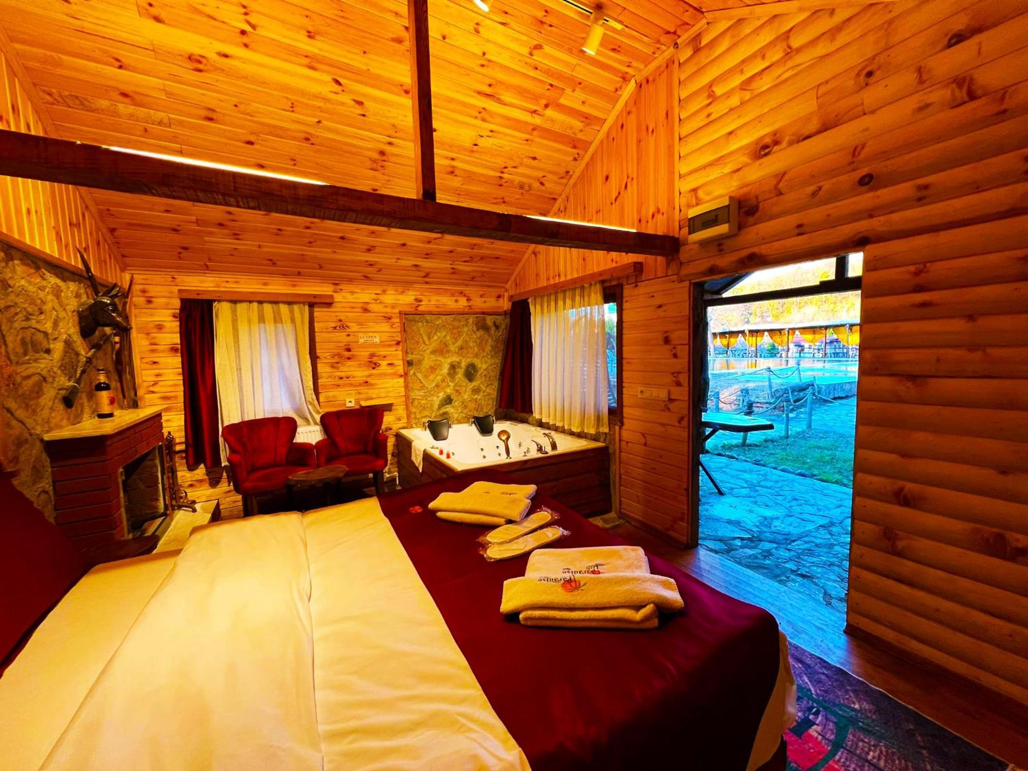Paradise Hotel