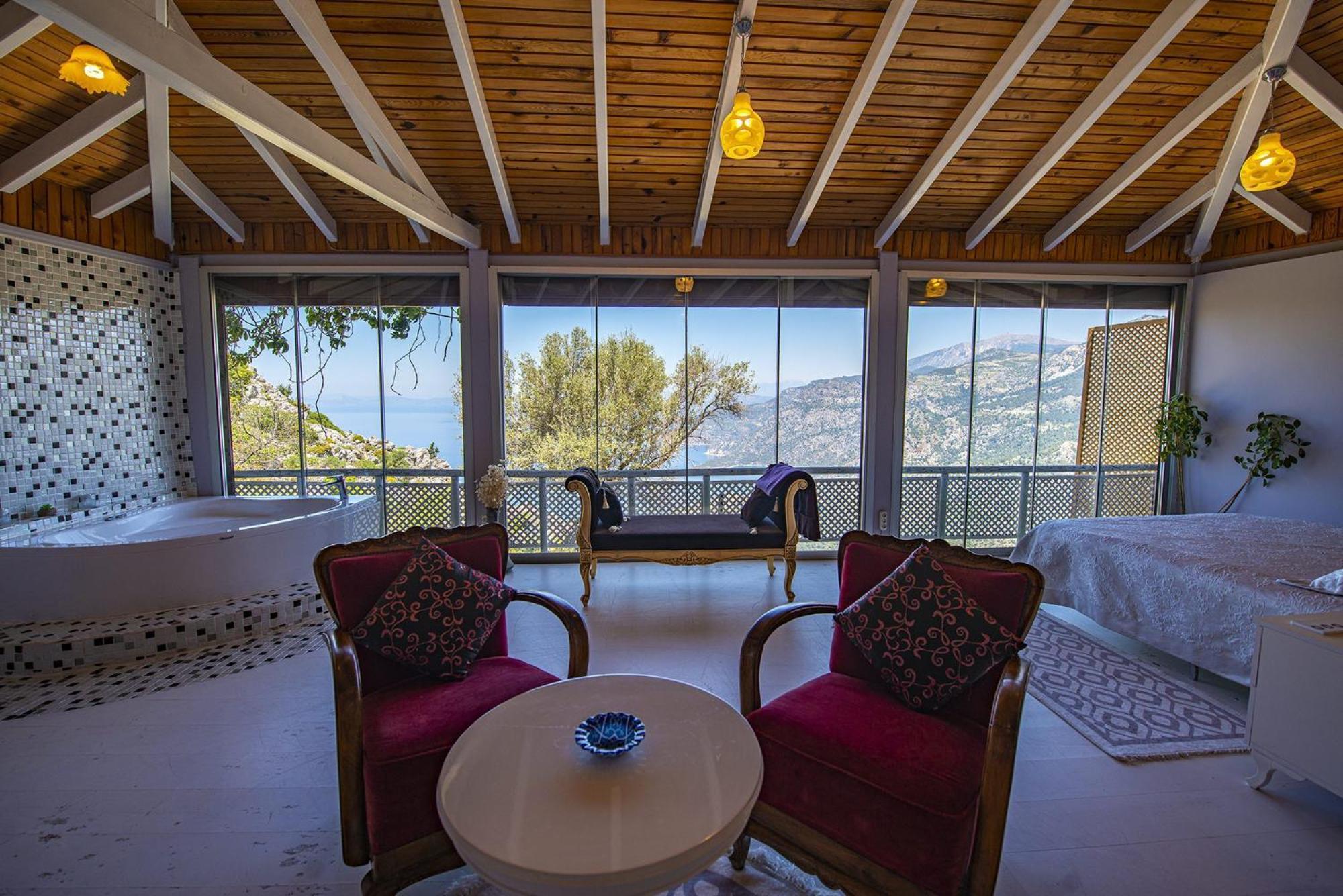 Yediburunlar Lighthouse Boutique And Restaurant Guest house 5*