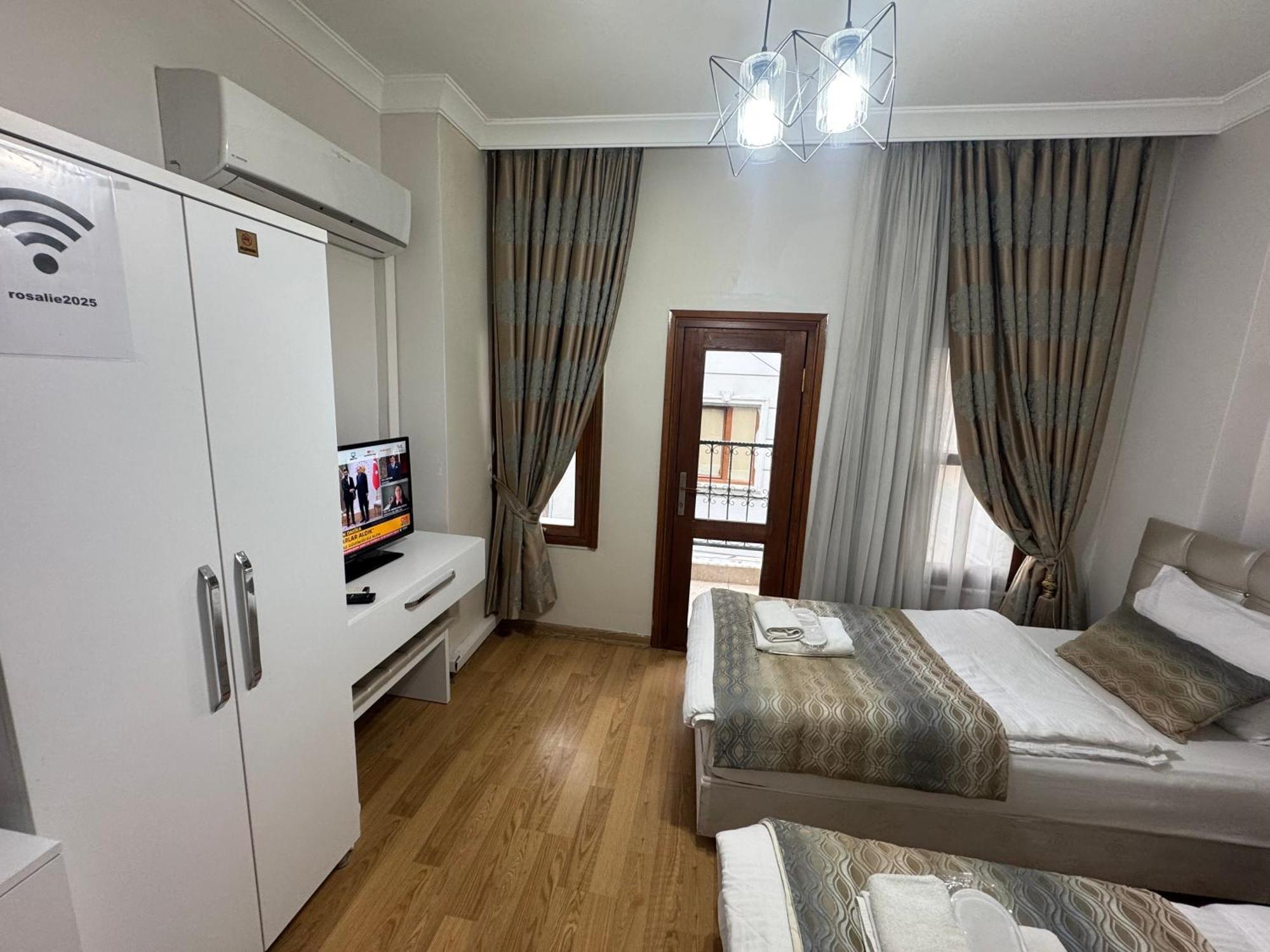 Hotel Rosalie Palace 2*