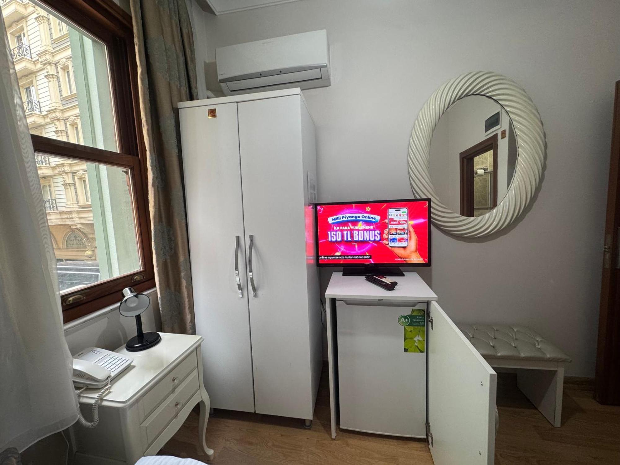 Hotel Rosalie Palace 2*