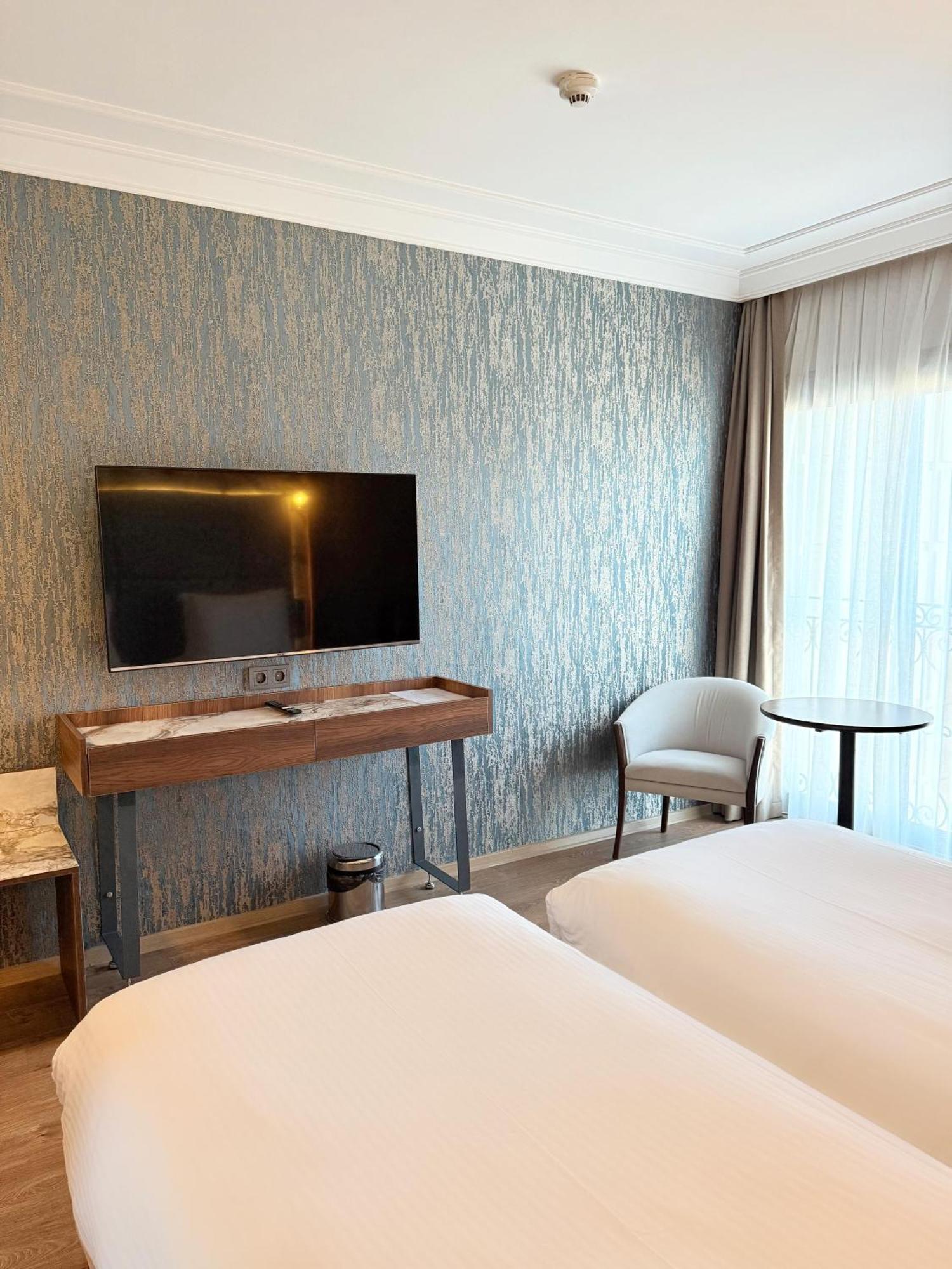 The Yali Hotel