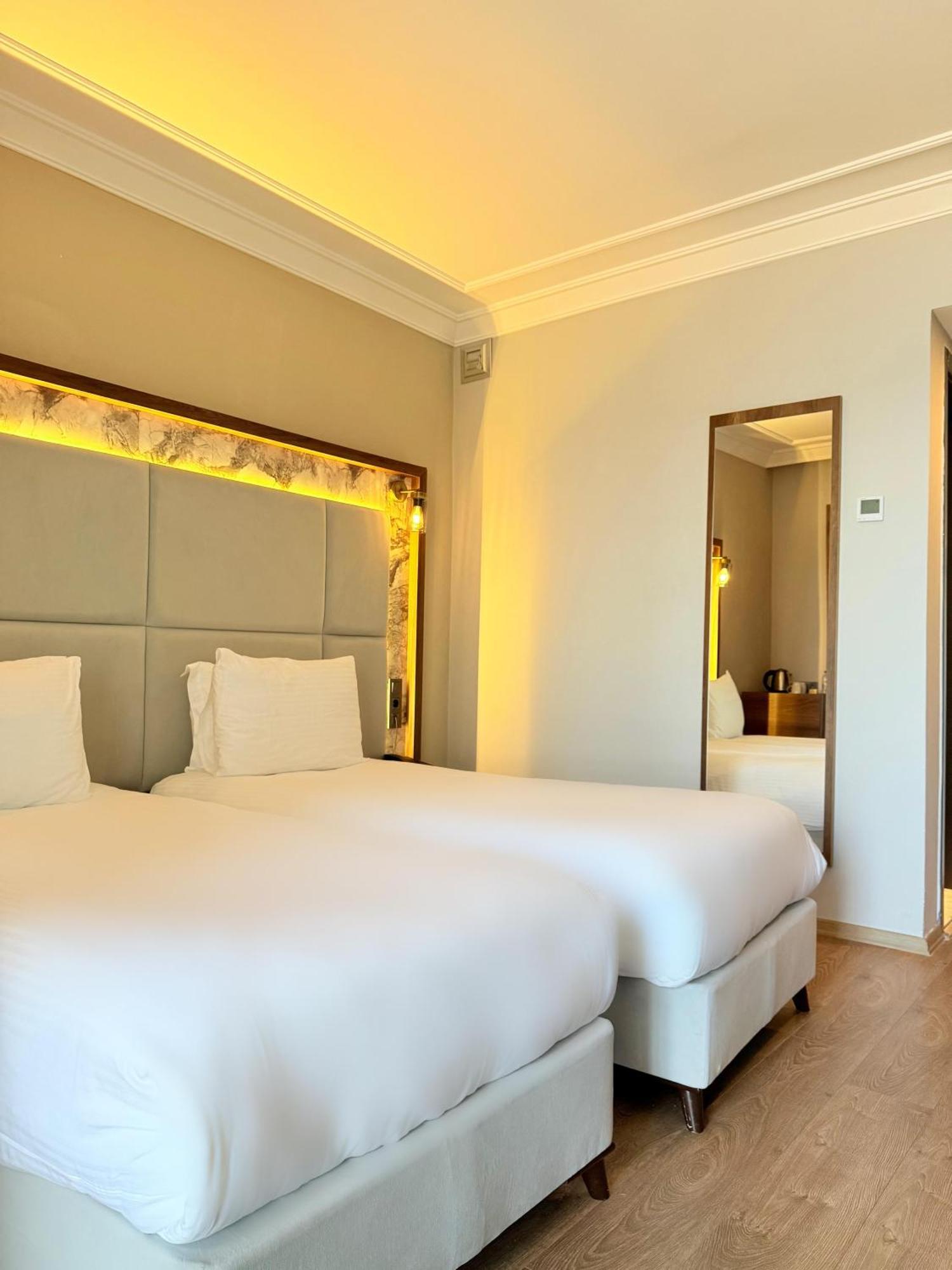 Hotel The Yali