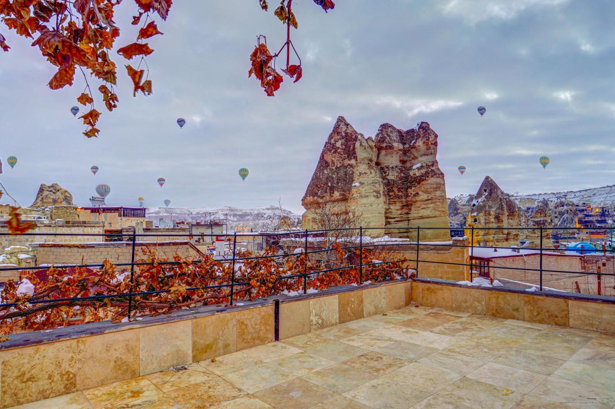 Hotel Matiana View Cave *
