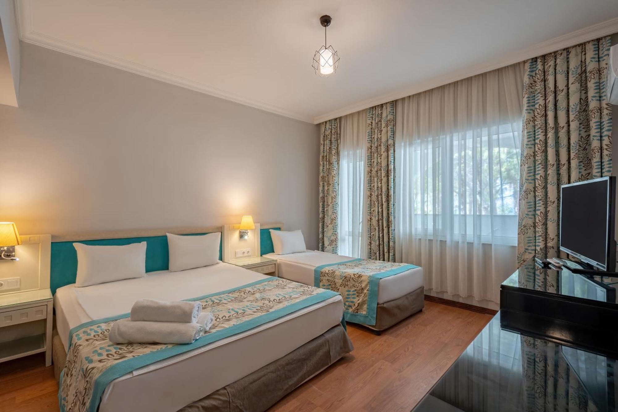 Nusso Club Hotel 4*