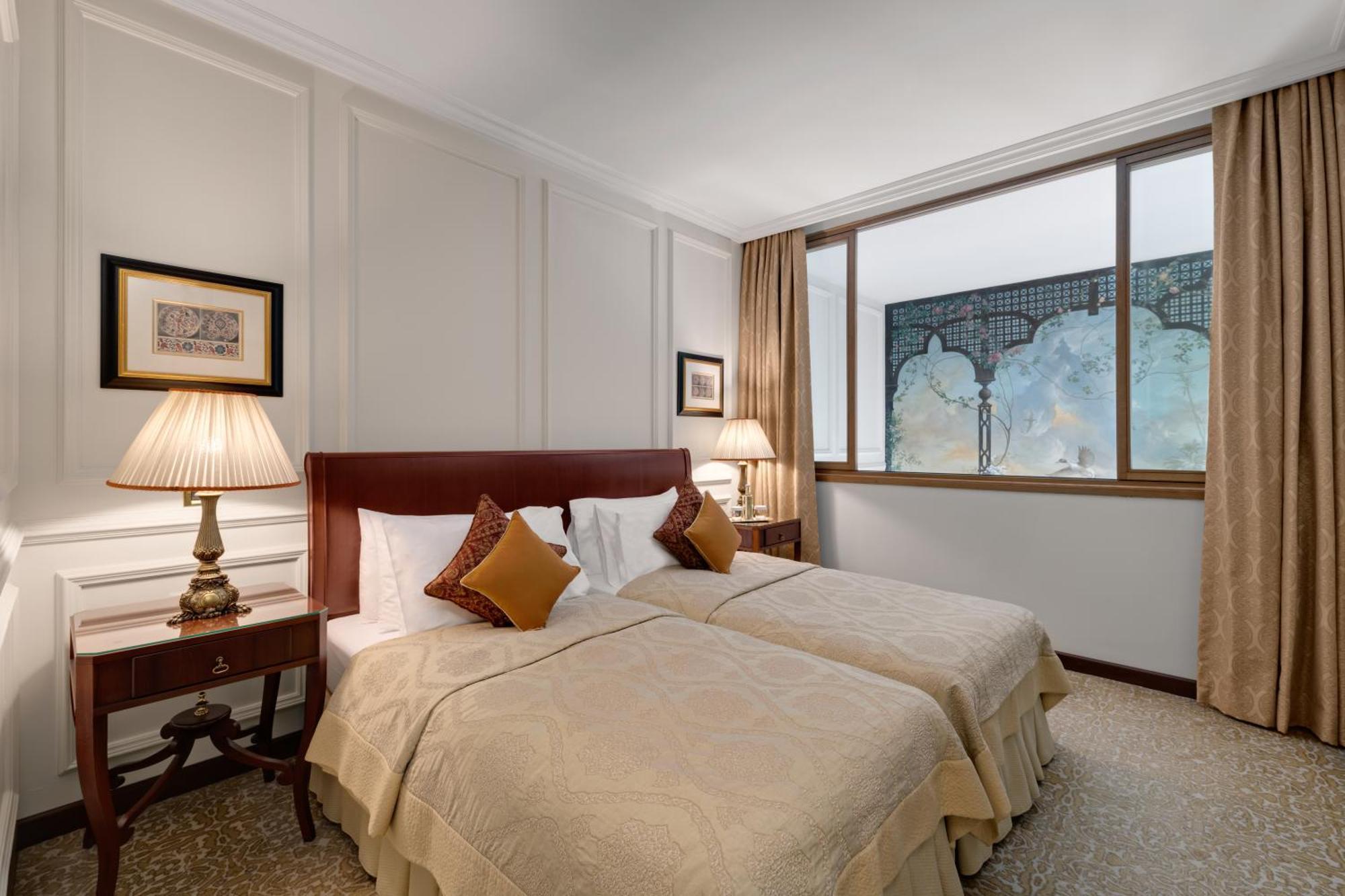 Ciragan Palace Kempinski Hotel Istanbul