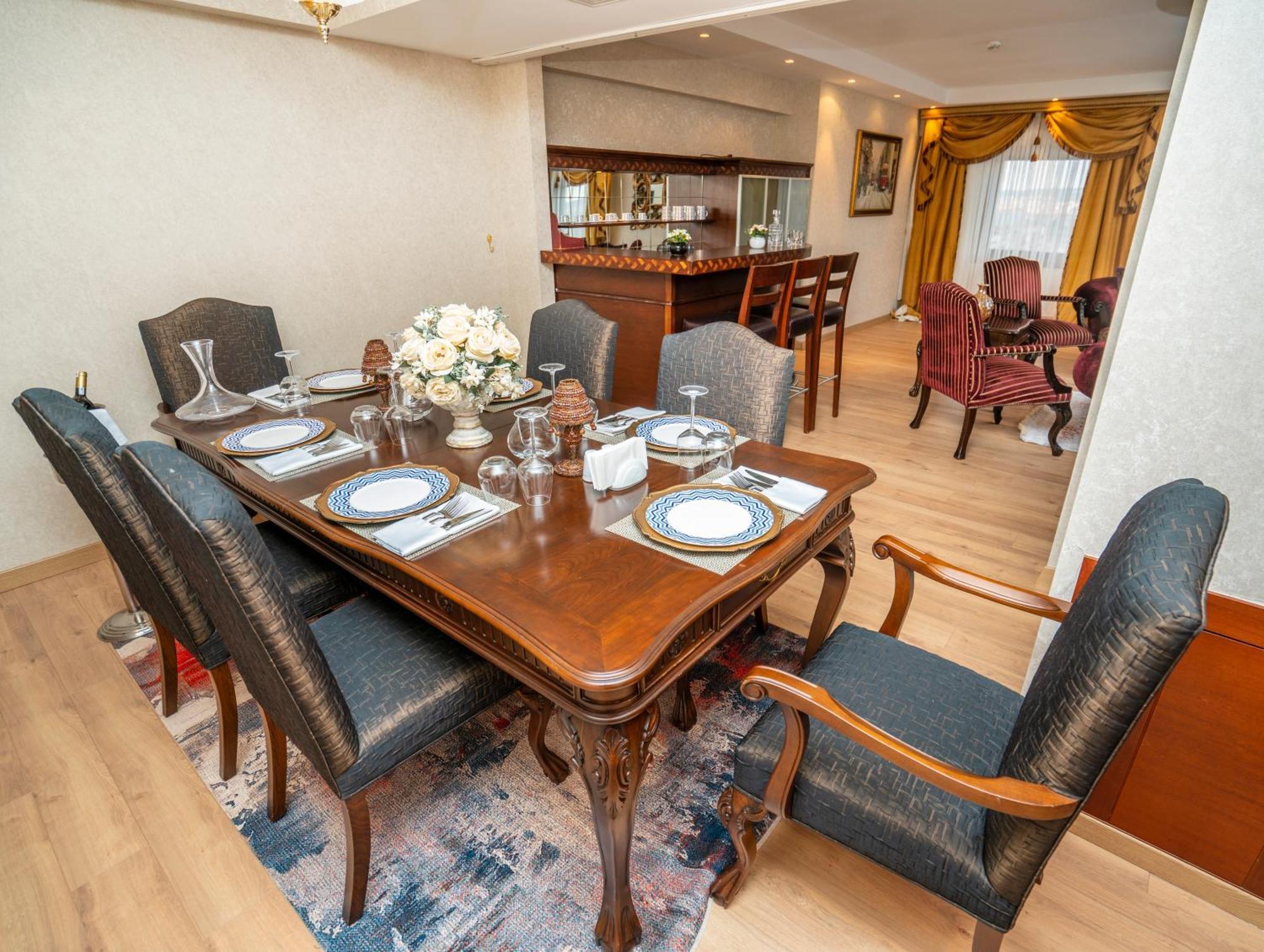 Hotel Anemon Grand