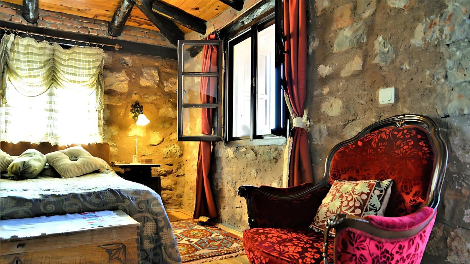 Yediburunlar Lighthouse Boutique And Restaurant Guest house