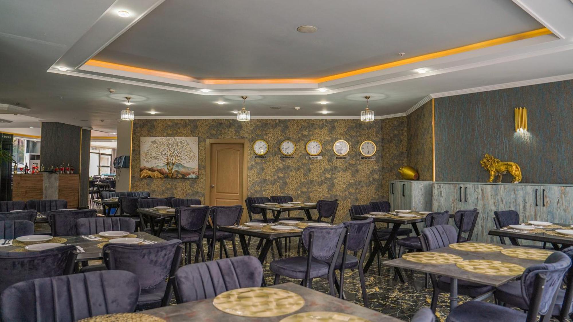 Grand Alisa Hotel