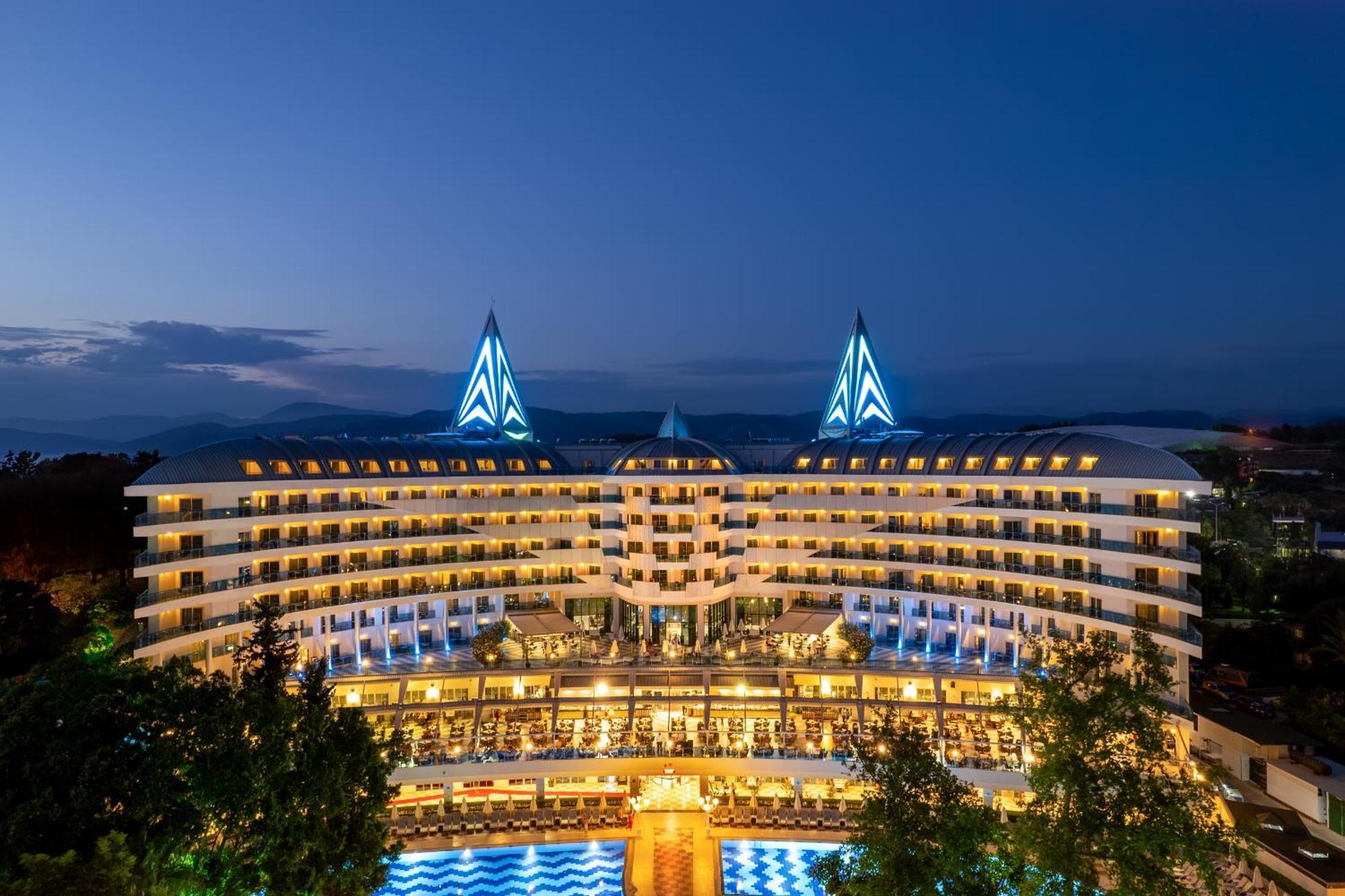 Botanik Platinum Hotel 5*