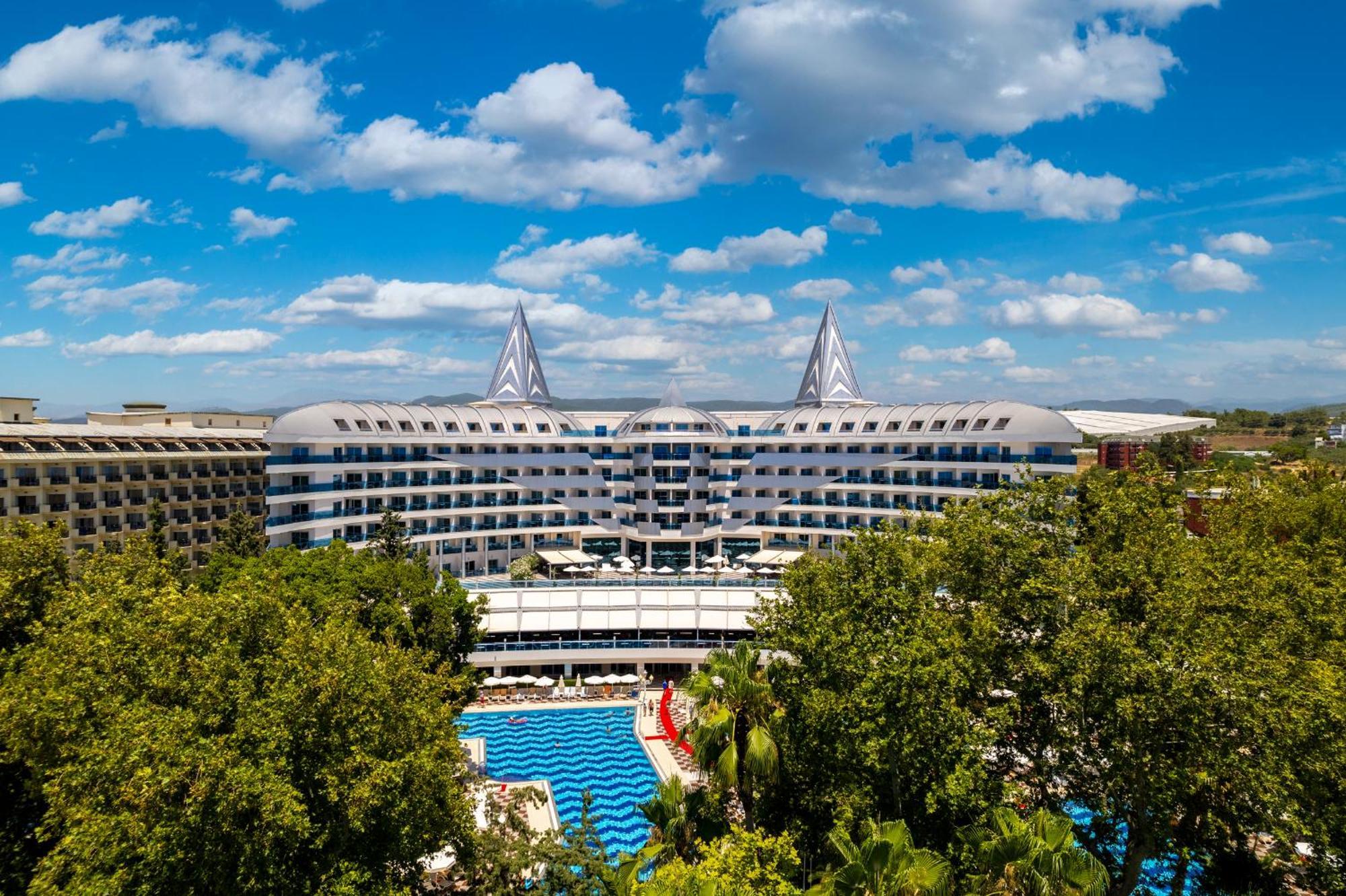 Botanik Platinum Hotel Okurcalar