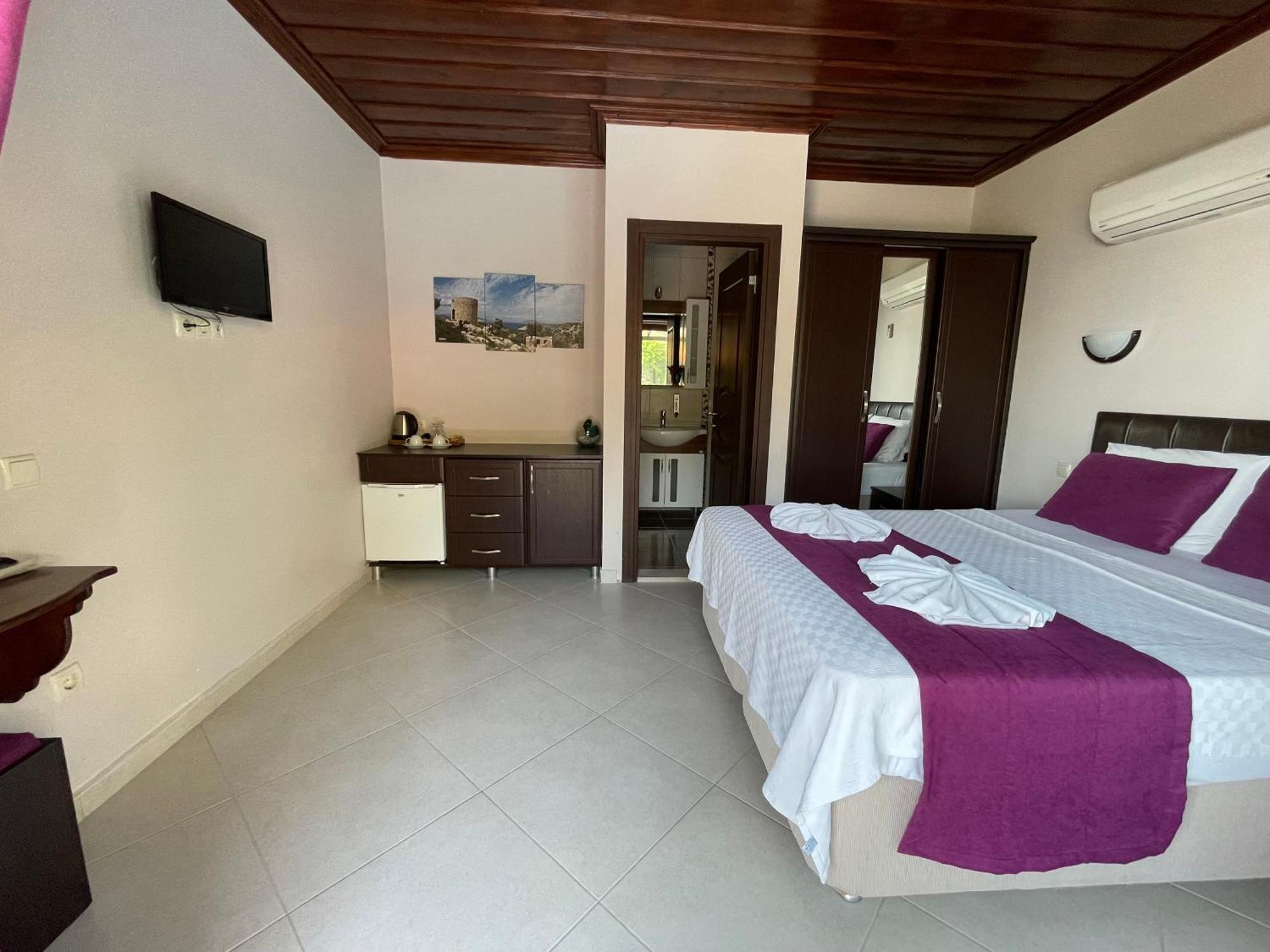 Suna House Guest house *