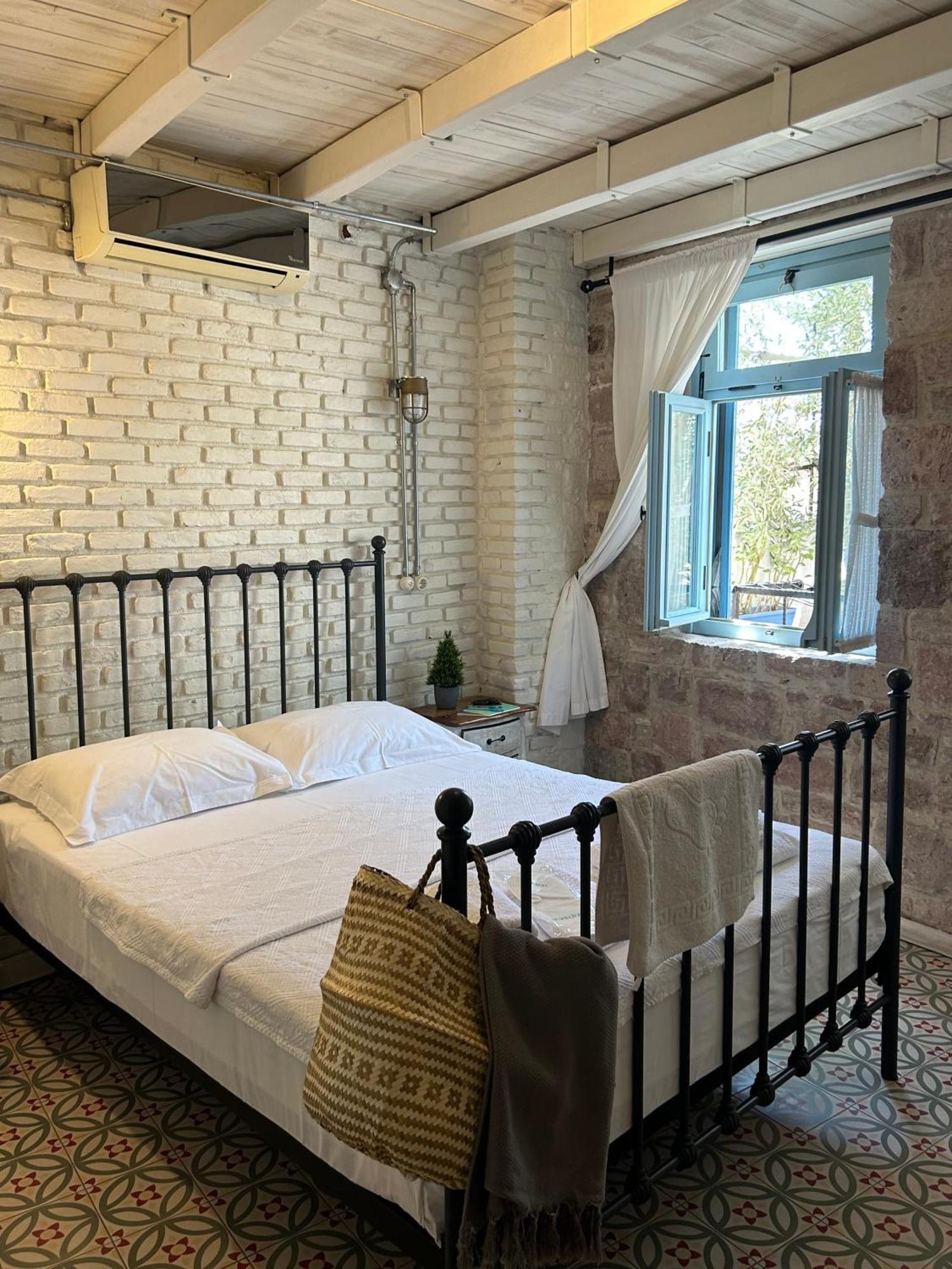 Cesmeli * Ayvalik