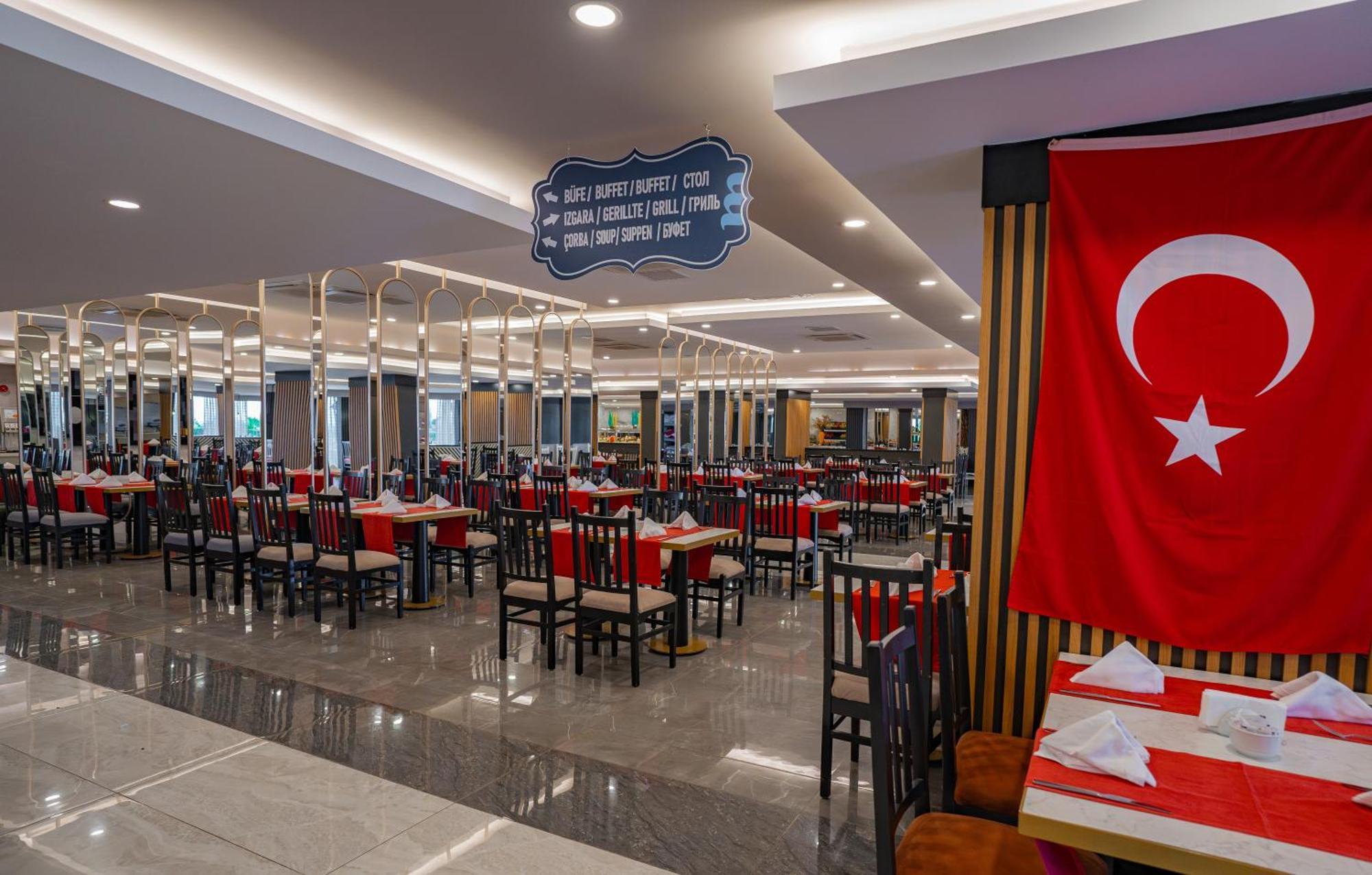 Master Family Club Hotel