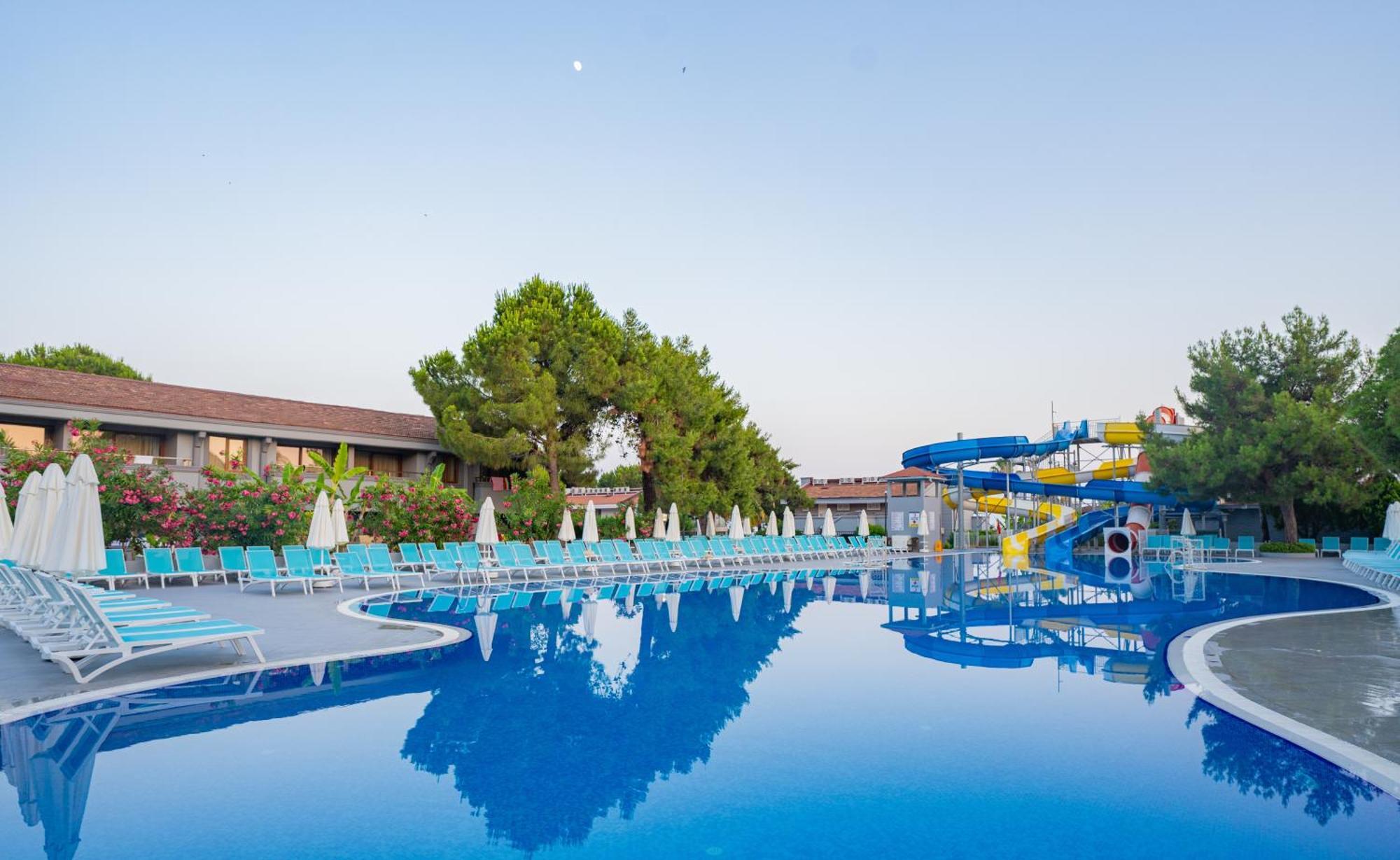 Hotel Master Family Club