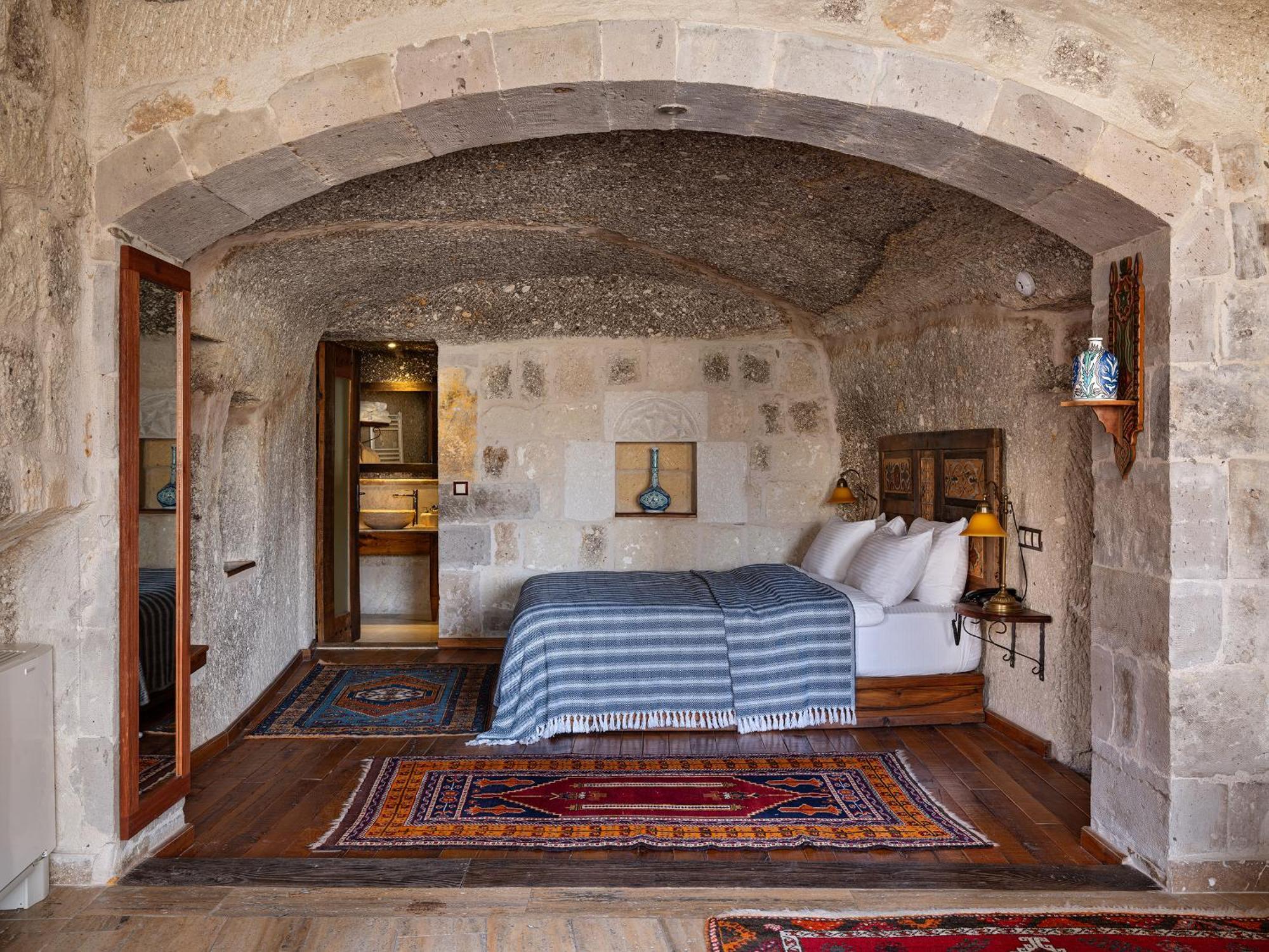 Aza Cave Cappadocia Adult Goreme