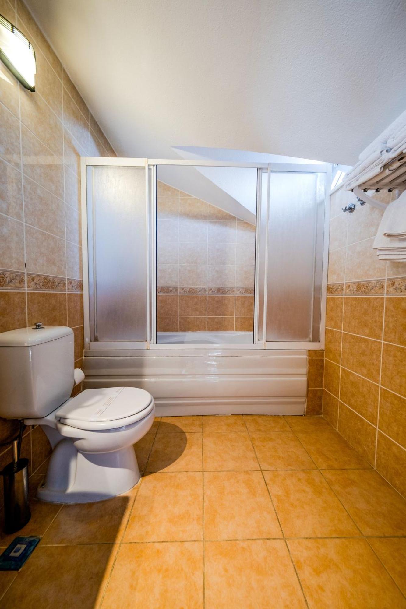 Hotel Lopera Edremit (Balikesir)