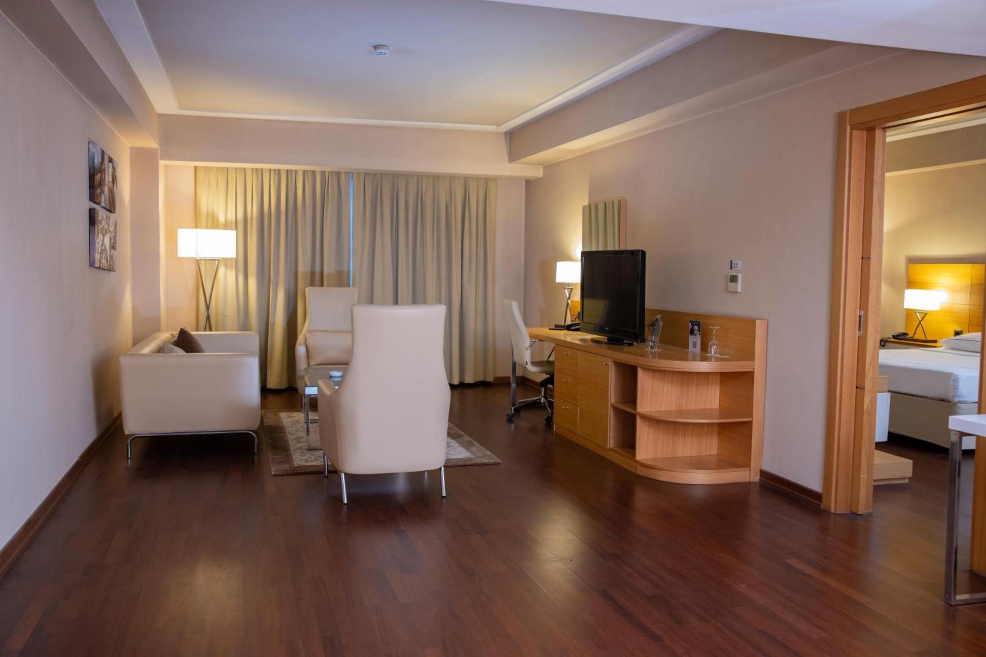 Hotel Anemon Grand