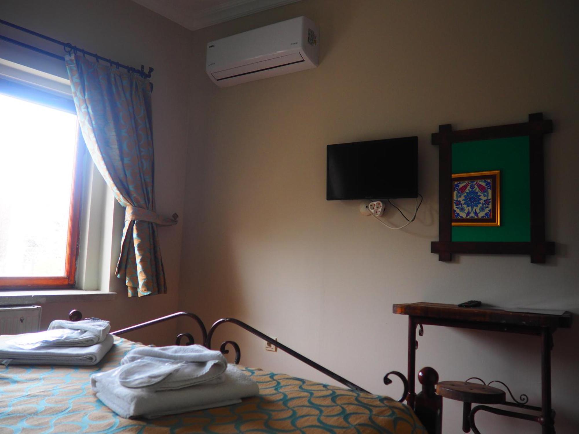 Hotel Nomads Cave & Rooftop