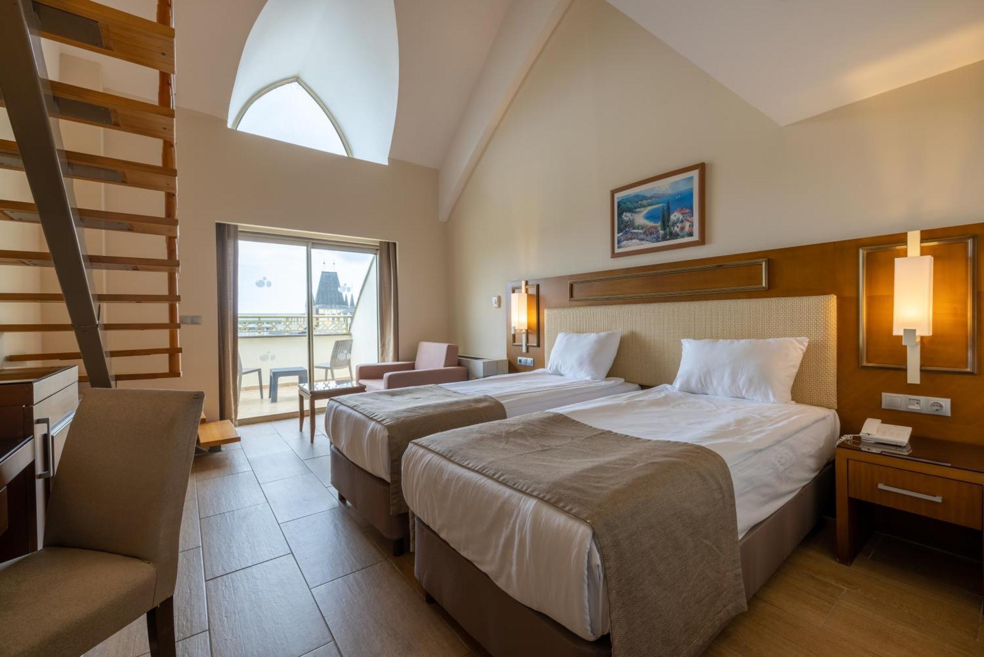 Resort Crystal Prestige Elite
