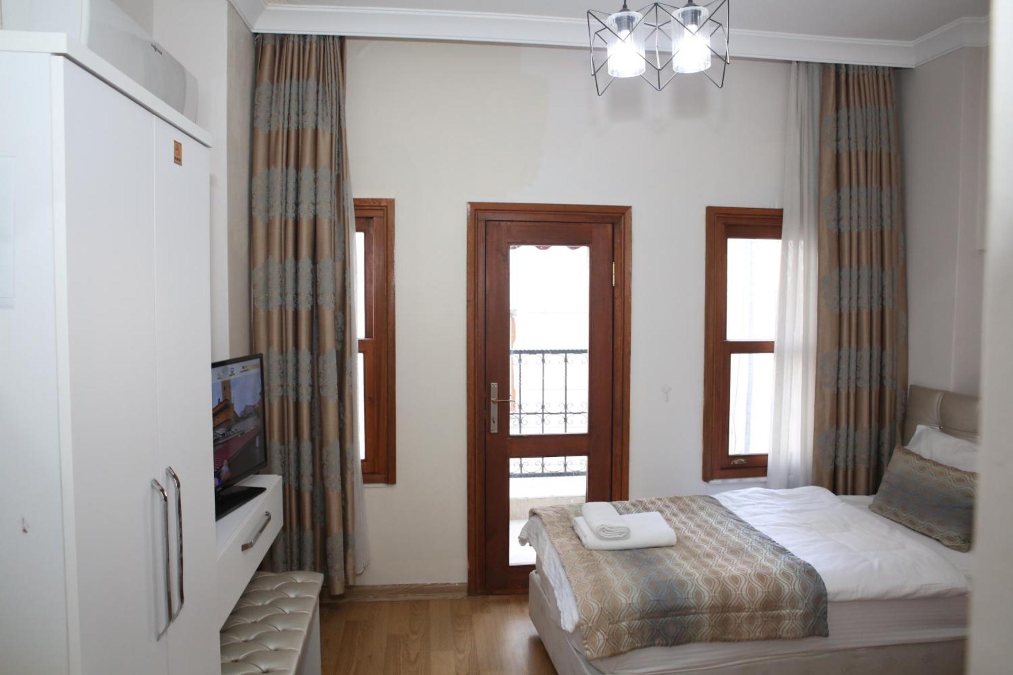 Hotel Rosalie Palace 2*