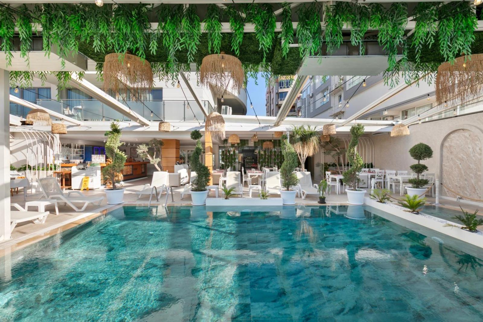 Reo - Ex Pacco Hotel