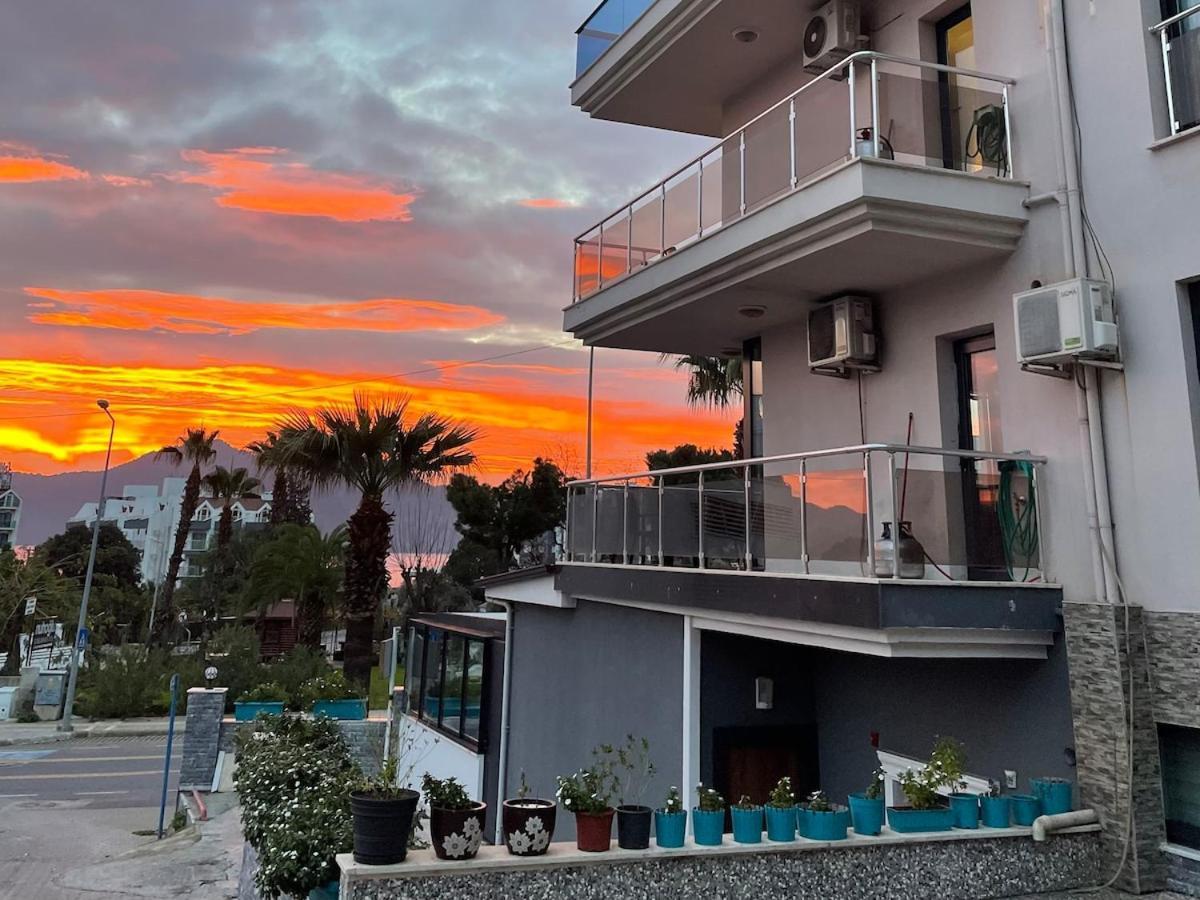 Deniz Manzarali, Plaja 100 Metre, Luks 1 Apartment