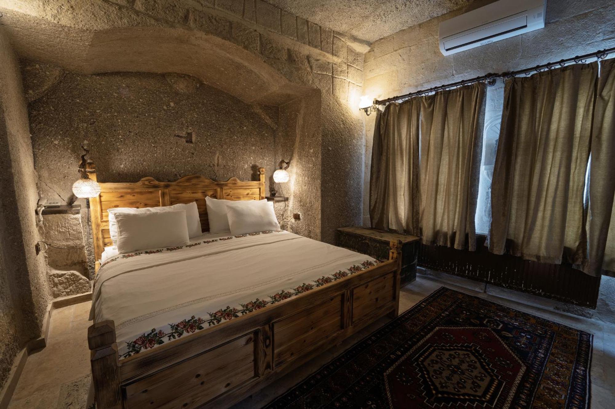 Hotel Grand Cave