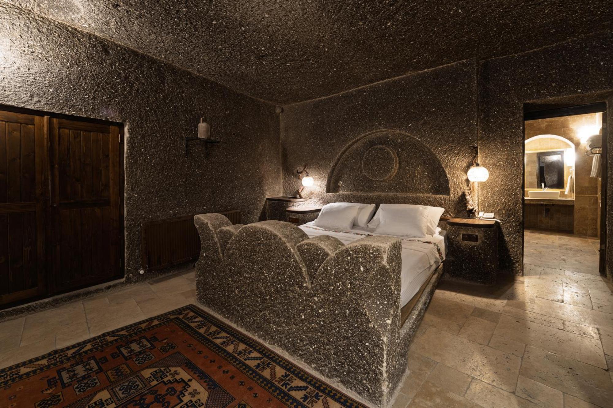 Hotel Grand Cave 2*